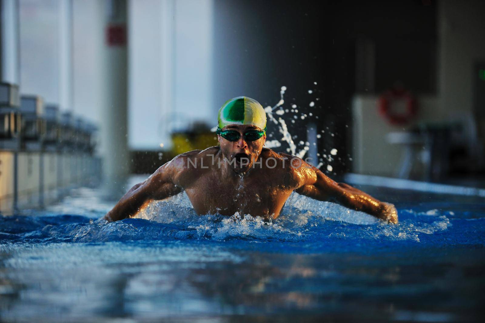 swimmer by dotshock