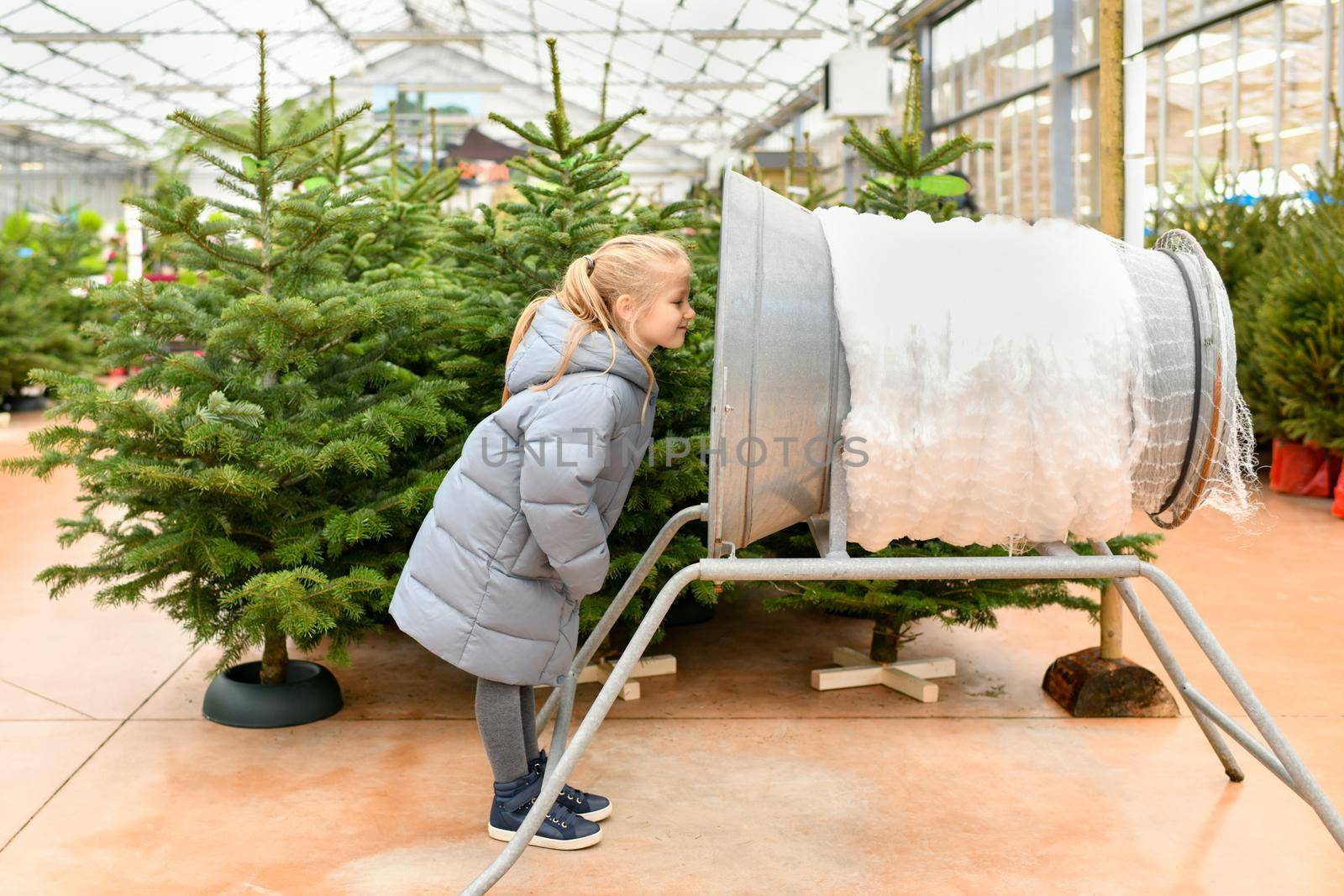 Christmas tree at a market and wrapping device