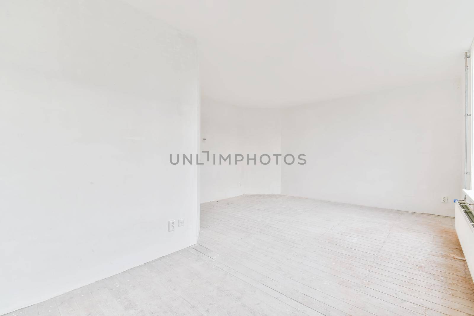 Interior design of empty bright room in elegant apartment