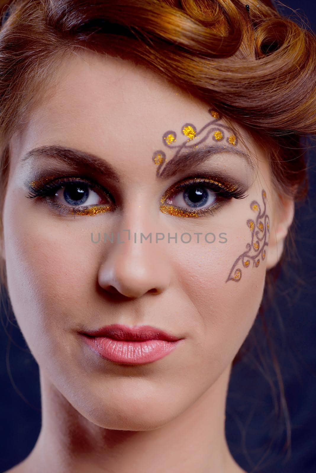Beautiful Woman Luxury Makeup by dotshock