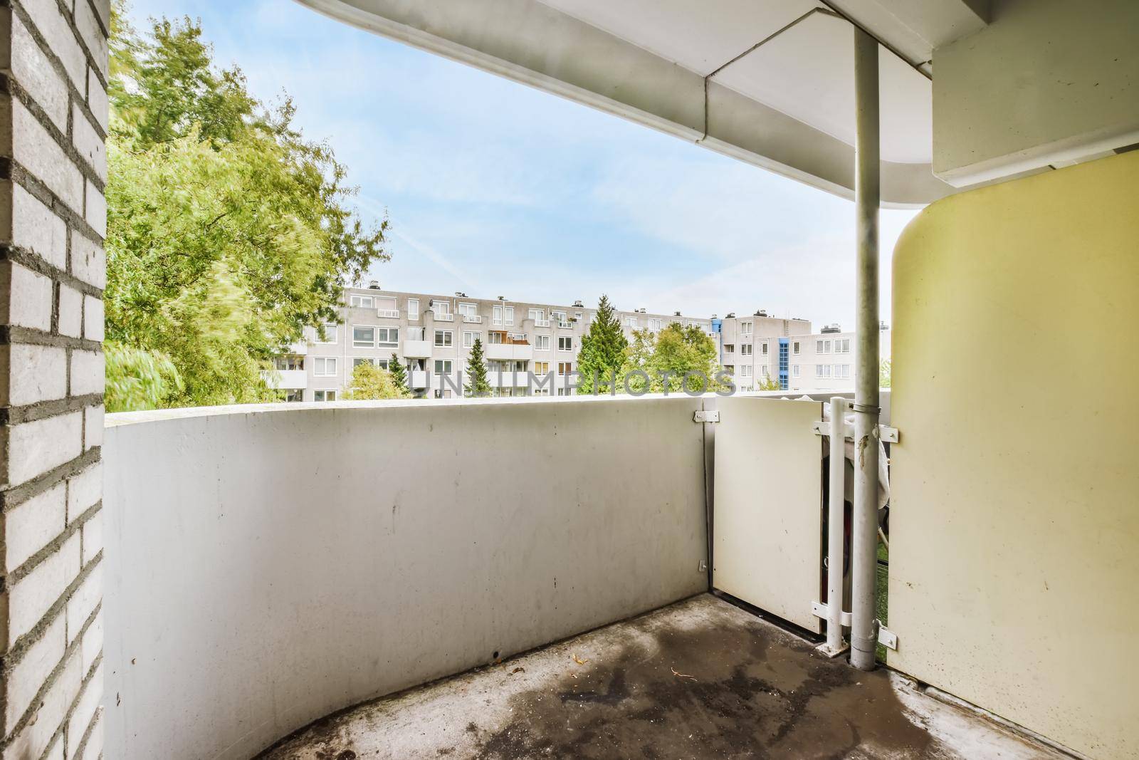 Design of a delightful balcony in an elite apartment