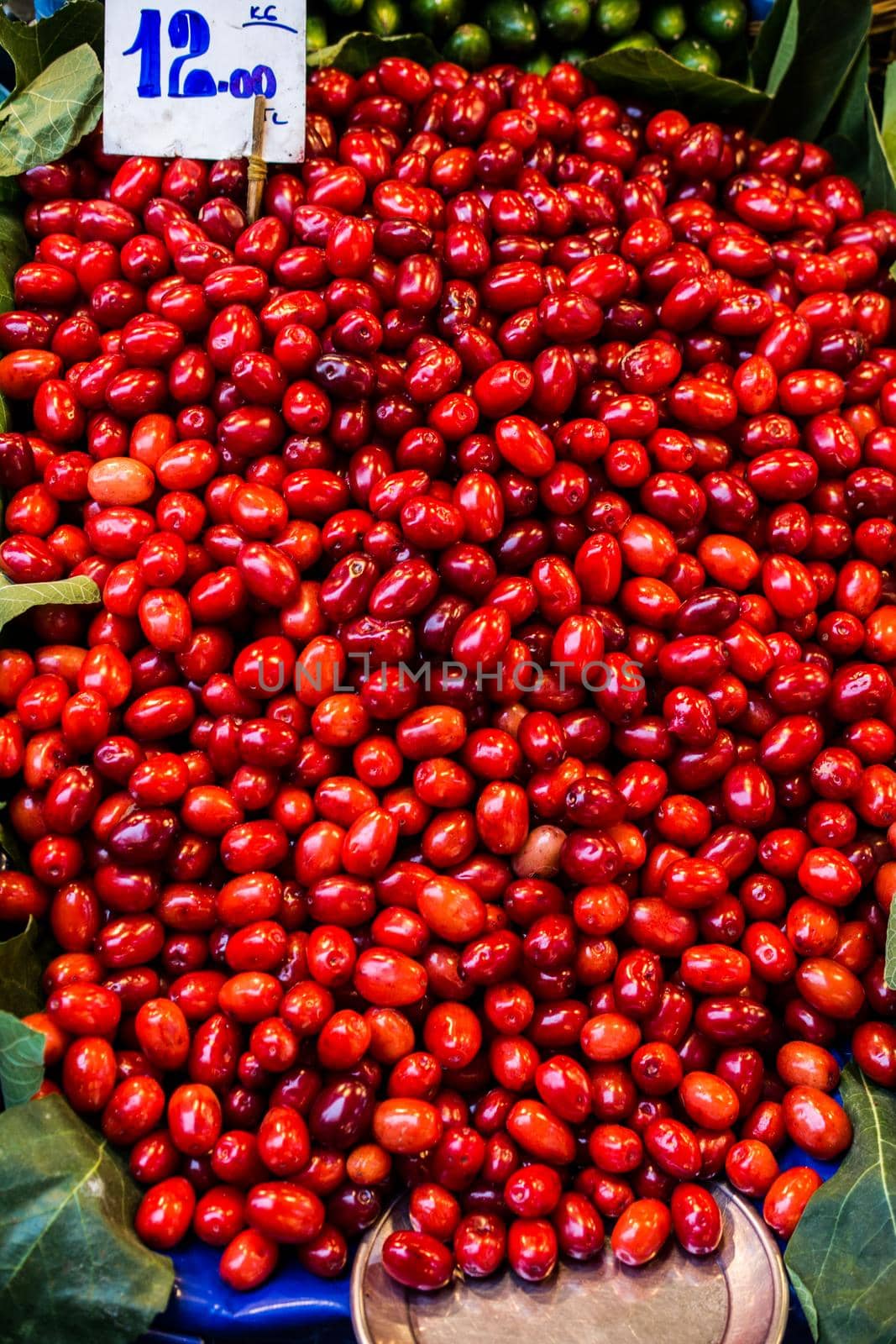 Red cranberry on sale in Turkish street bazaar