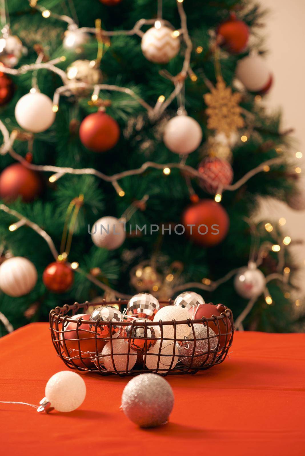 Decorated Christmas tree on blurred, sparkling and fairy background by makidotvn