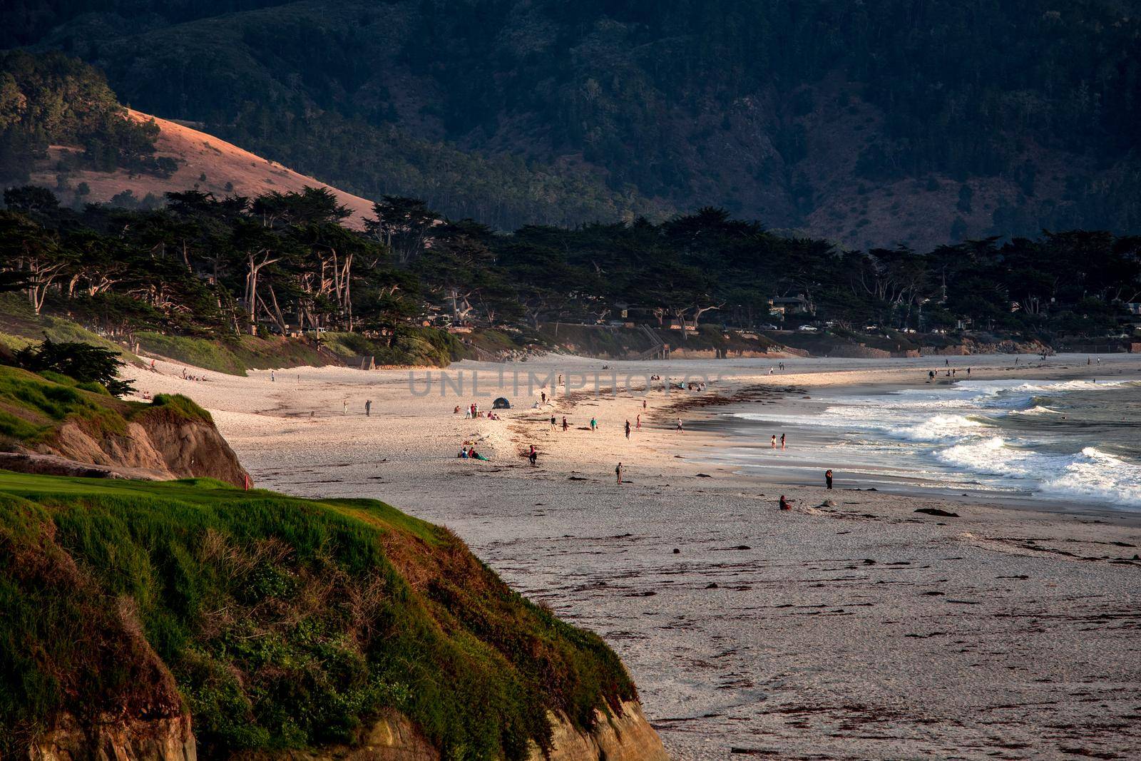 coastline golf course in California by photogolfer