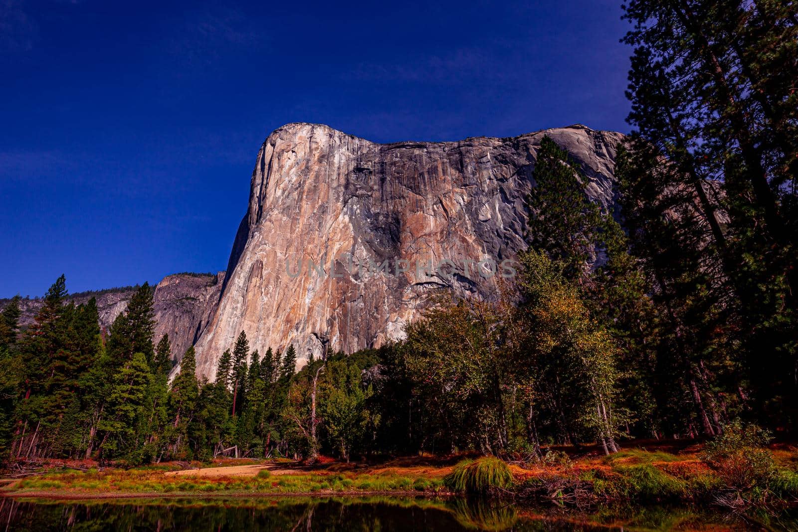 El Capitan, Yosemite national park by photogolfer