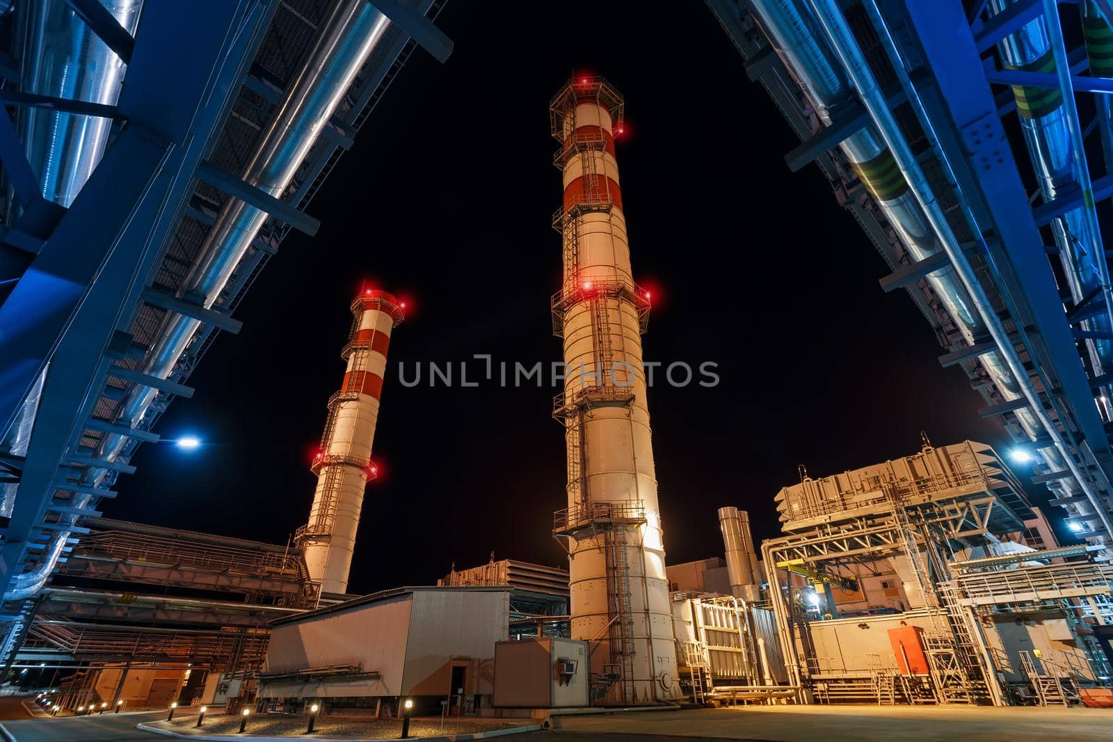 power station at night net gas production by AlexGrec