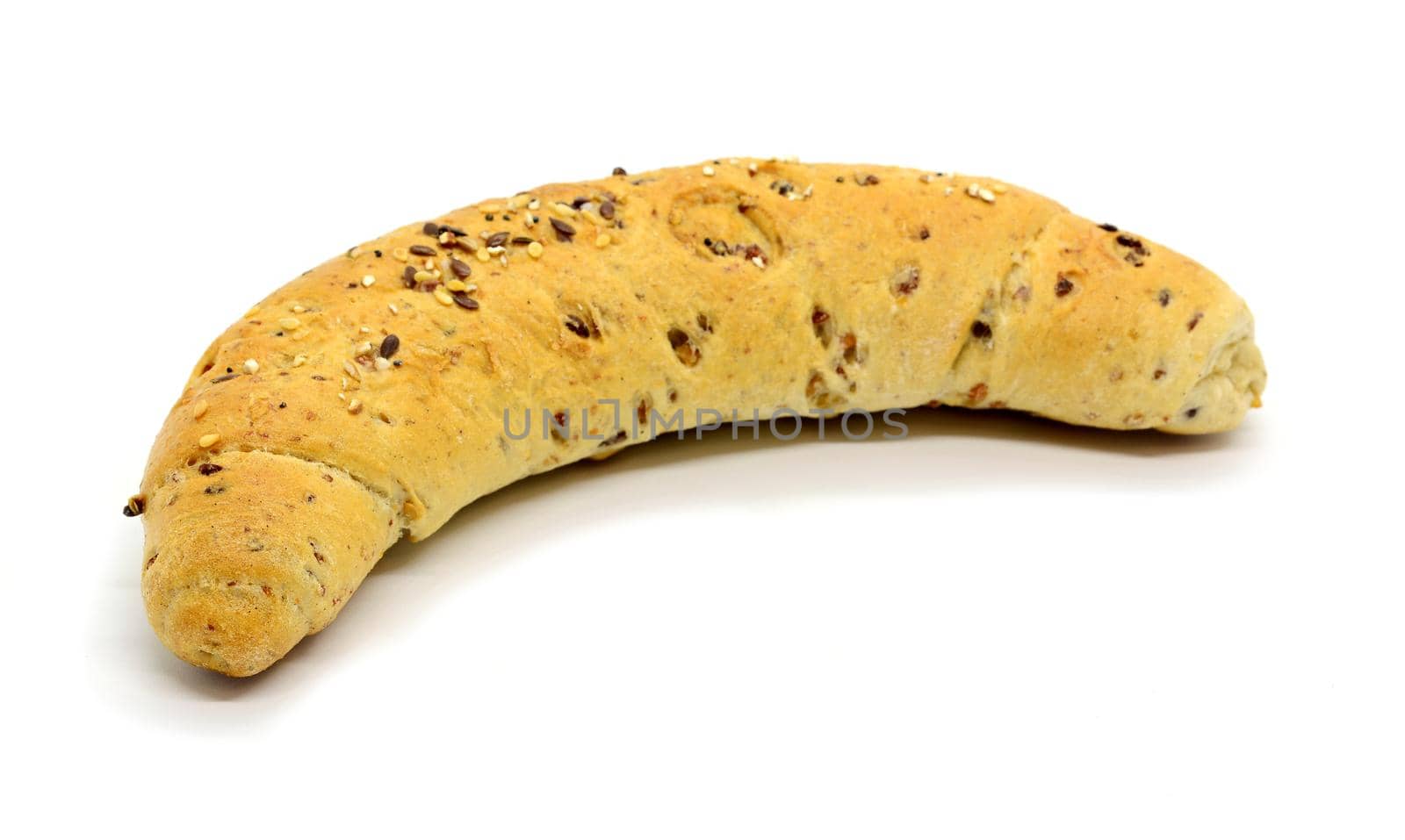 Whole grain bread roll by hamik