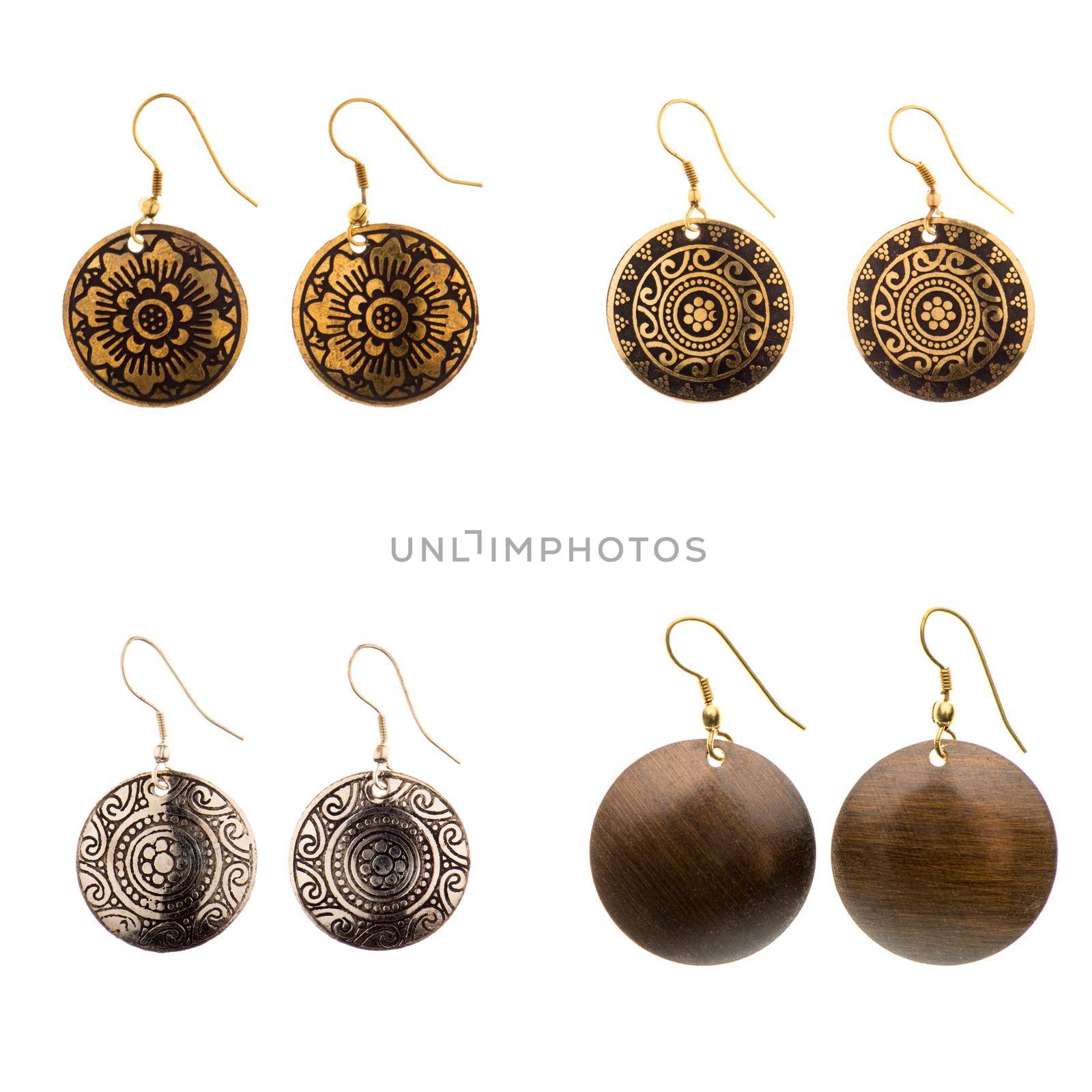 Indian traditional earrings by homydesign