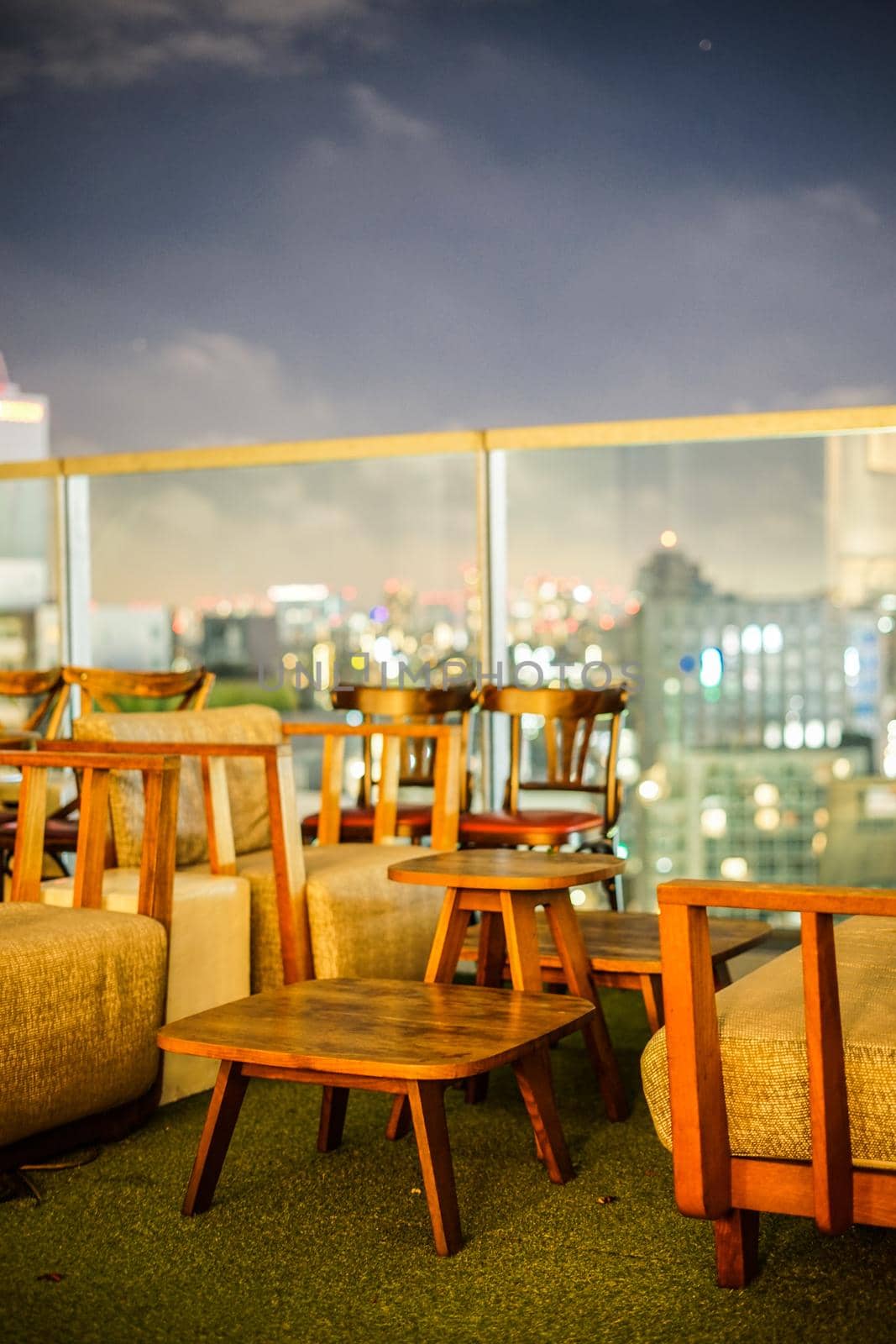Fashionable terrace side. Shooting Location: Tokyo metropolitan area