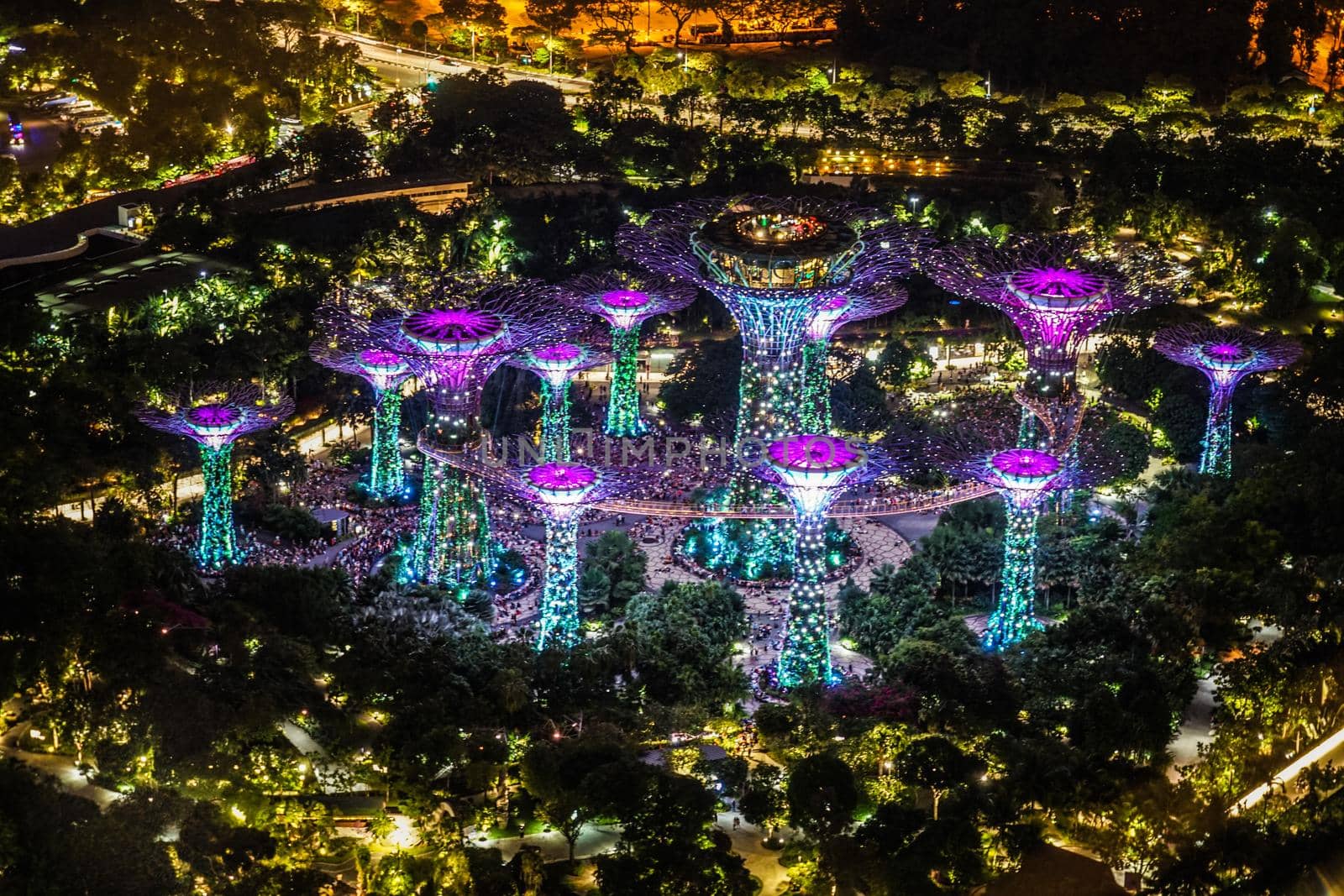 Night view from Marina Bay Sands Observatory (Singapore). Shooting Location: Singapore