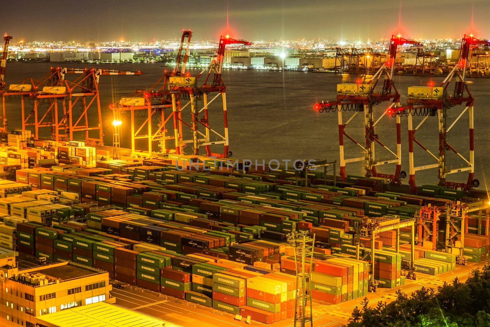 Night view of the container terminal of Tokyo Odaiba. Shooting Location: Tokyo metropolitan area