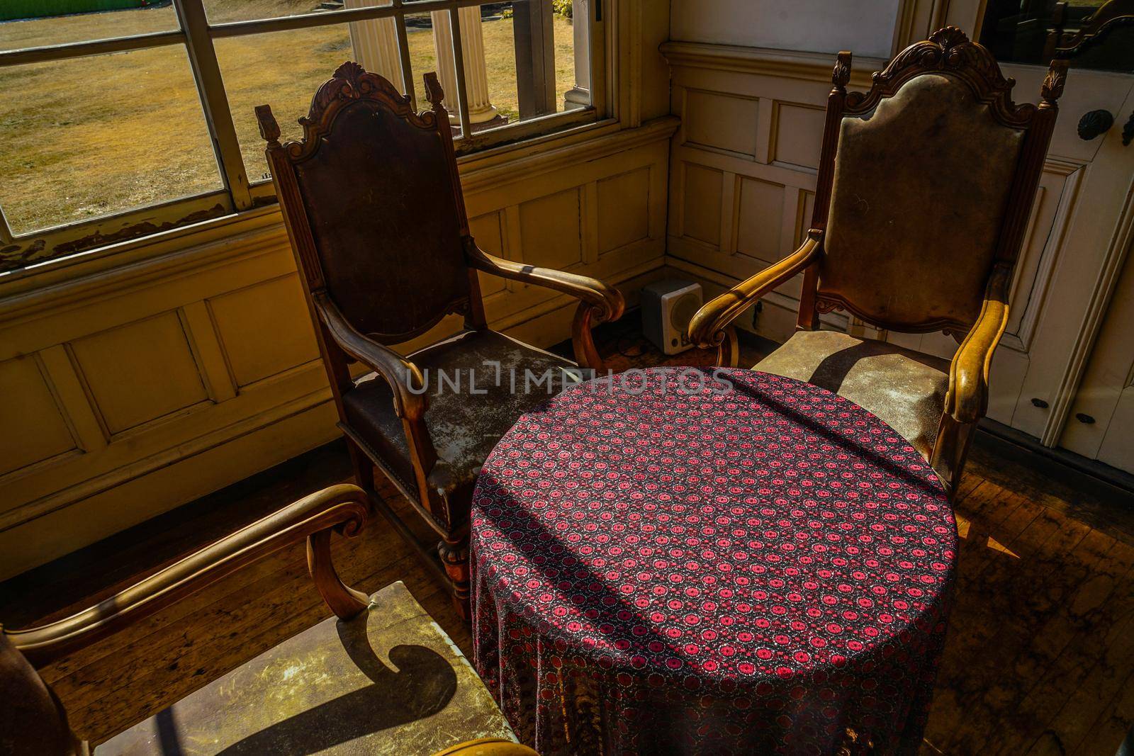 Western-style Sunrome. Shooting Location: Tokyo metropolitan area