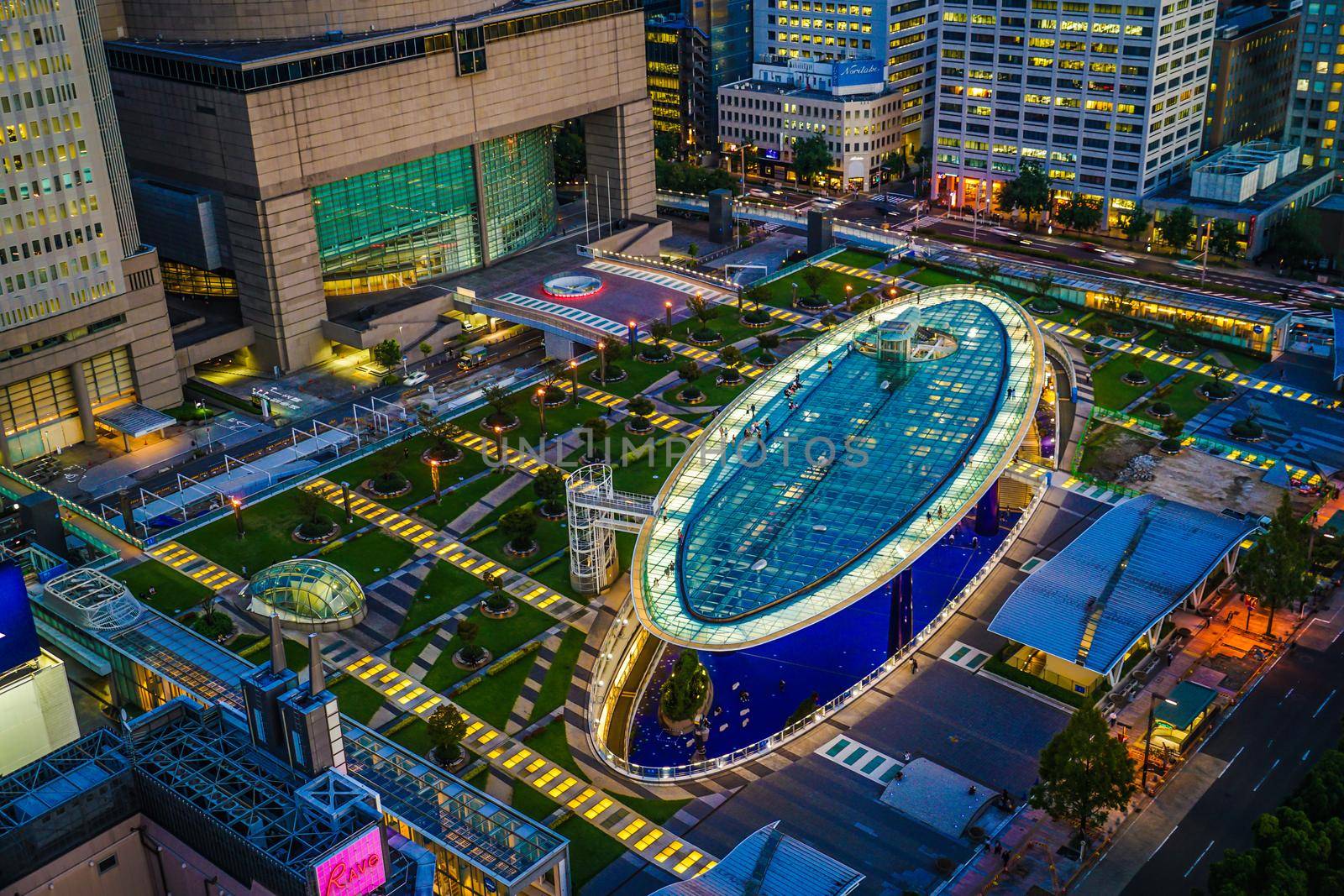 Oasis visible from Nagoya TV Tower 21. Shooting Location: Aichi Prefecture, Nagoya City