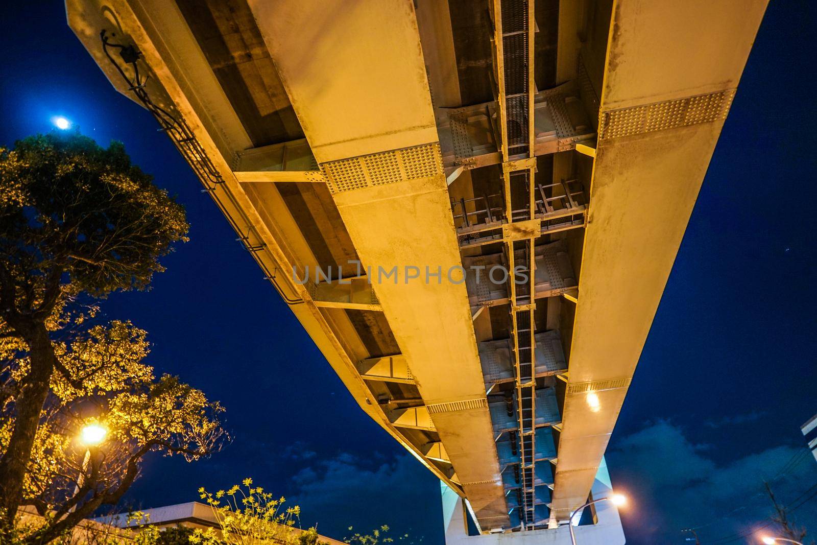 Metropolitan High Speed ​​Kanagawa 5 Daikoku Line. Shooting Location: Yokohama-city kanagawa prefecture