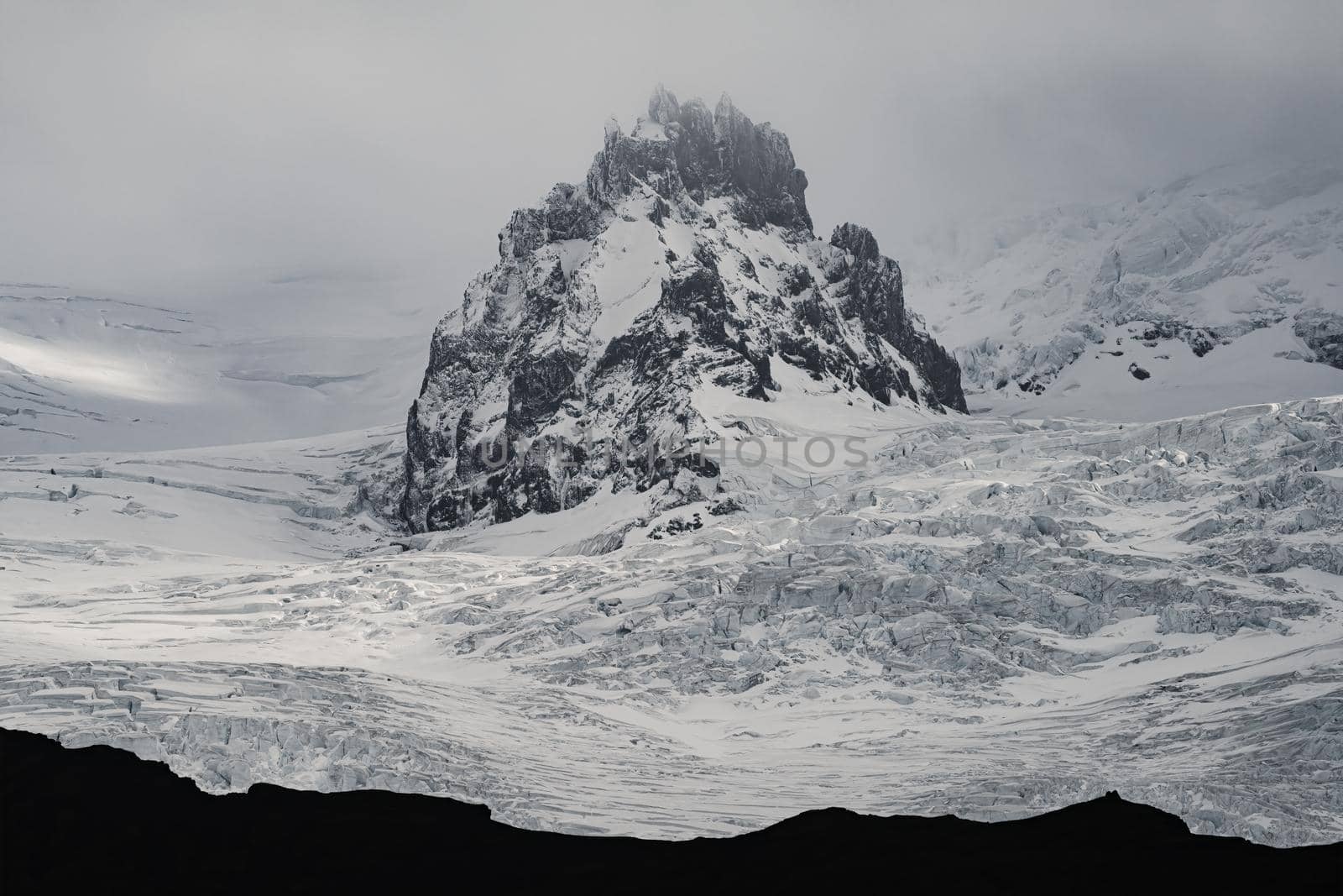 Spectacular glacier and sharp mountain peak in the middle by FerradalFCG