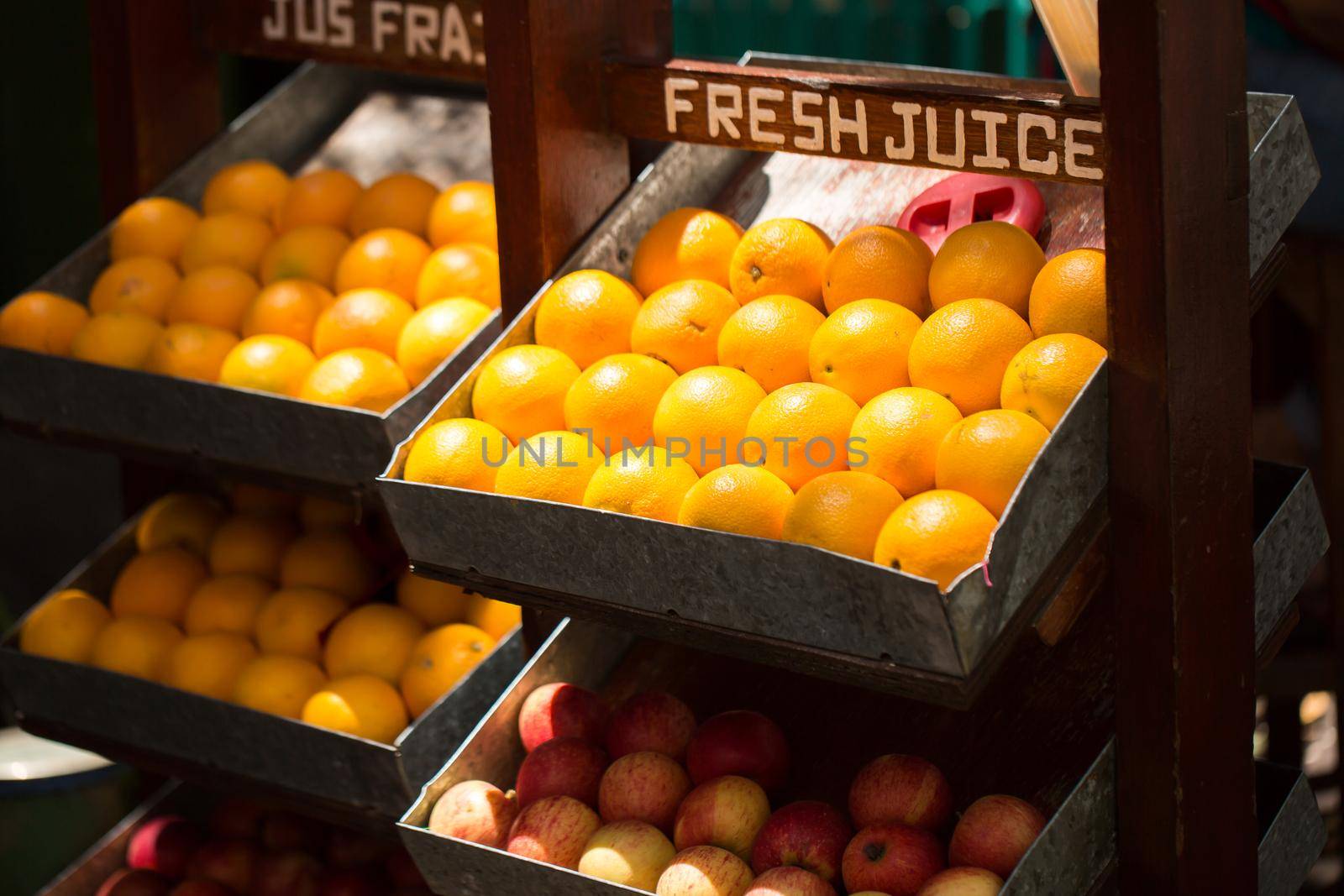 Juicy oranges in the market on display