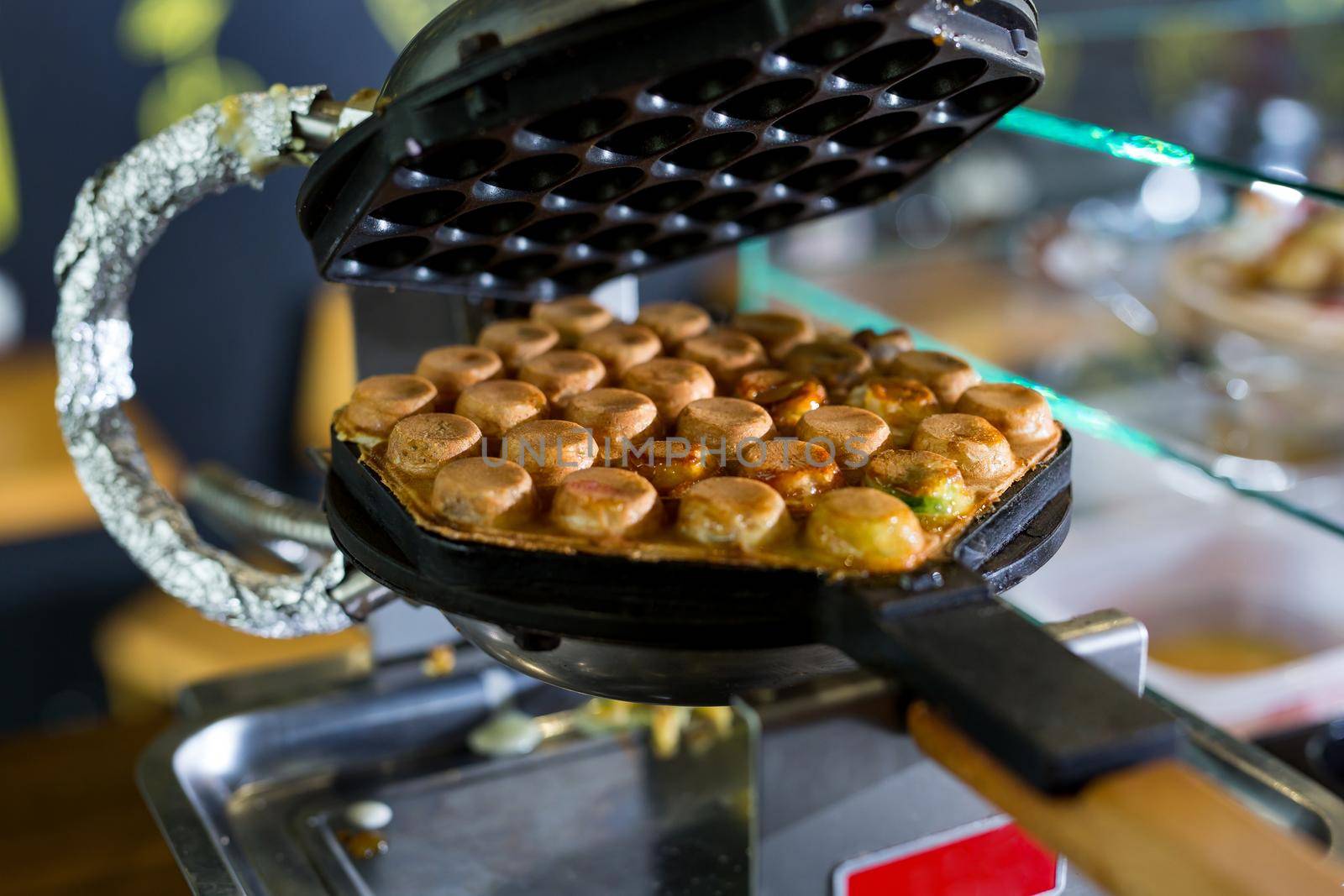 Machine made bubble waffle at shop, Hong Kong bubble waffle