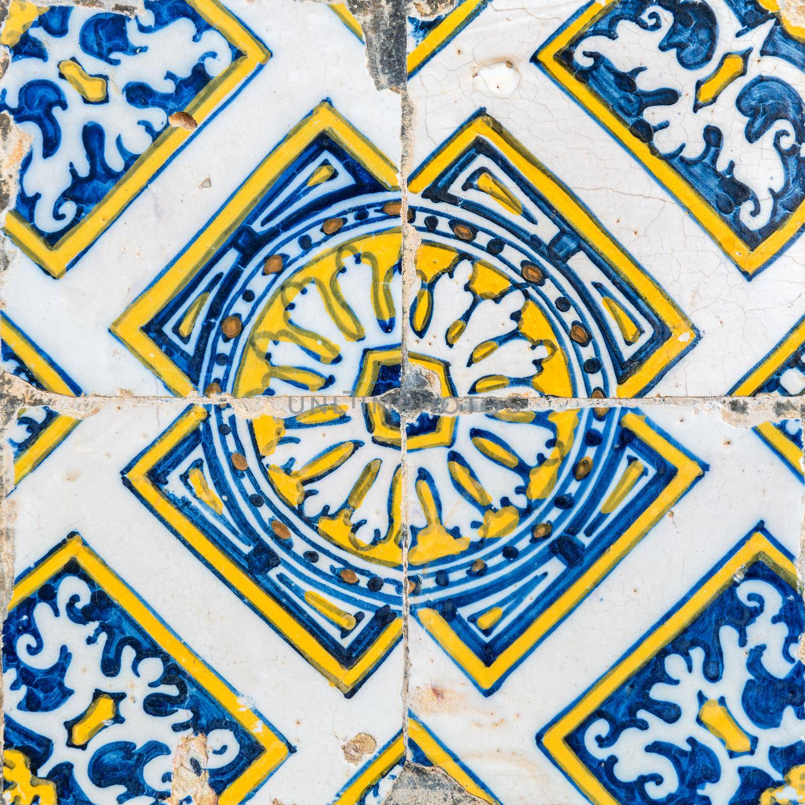 Traditional Portuguese tiles by homydesign