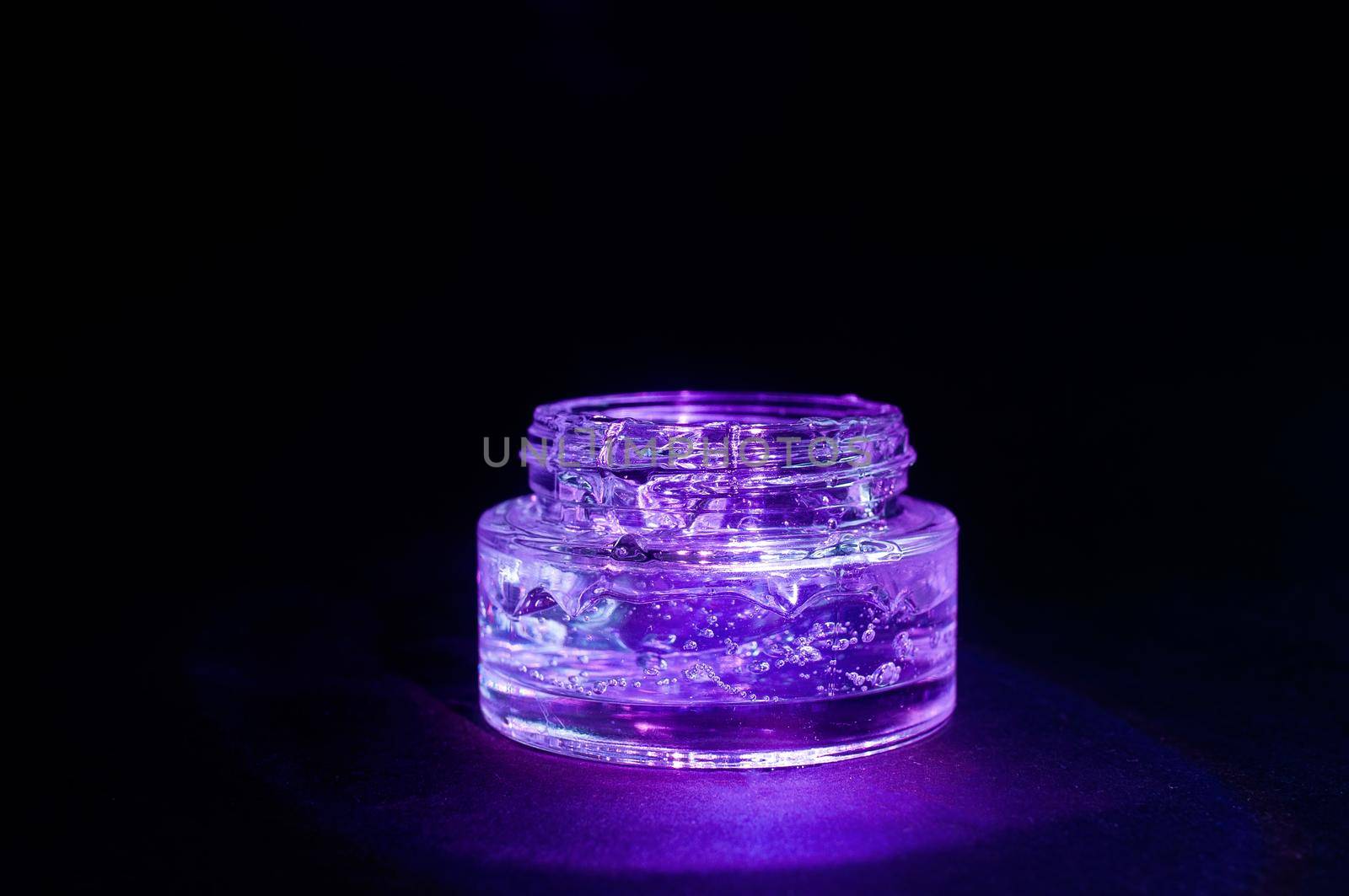 transparent jar with purple color moisturizing gel light by ozornina
