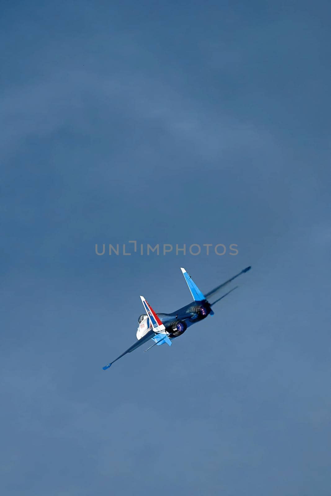 Performance of the aerobatic team Russian Knights, Russian Air Force. On planes Sukhoi Su-30SM, NATO code name: Flanker-C. International Military-Technical Forum Army-2020 . 09.25.2020, Moscow, Russia