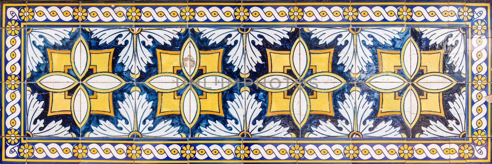 Traditional Portuguese tiles by homydesign