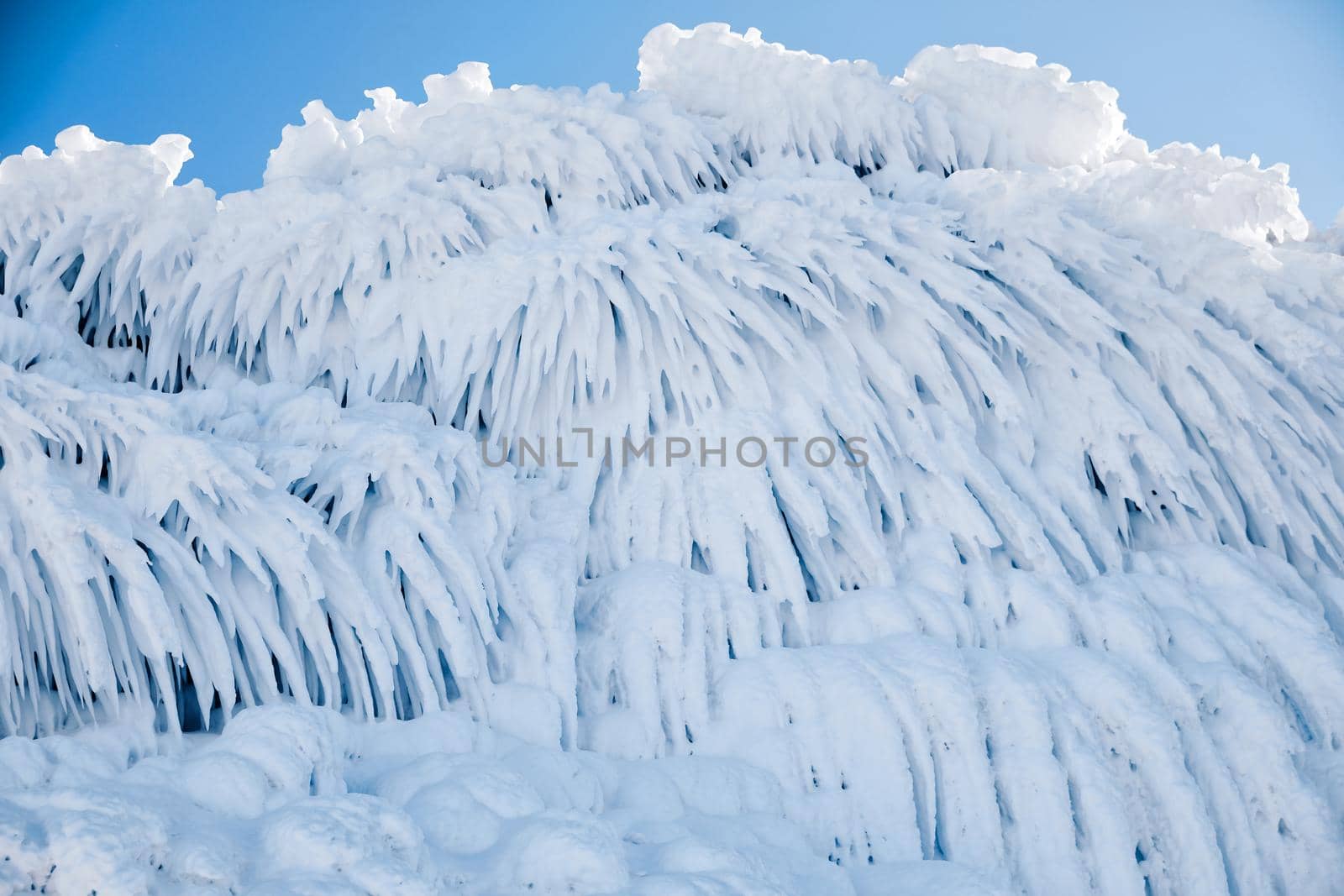 Ice formations. Forms of frozen water.