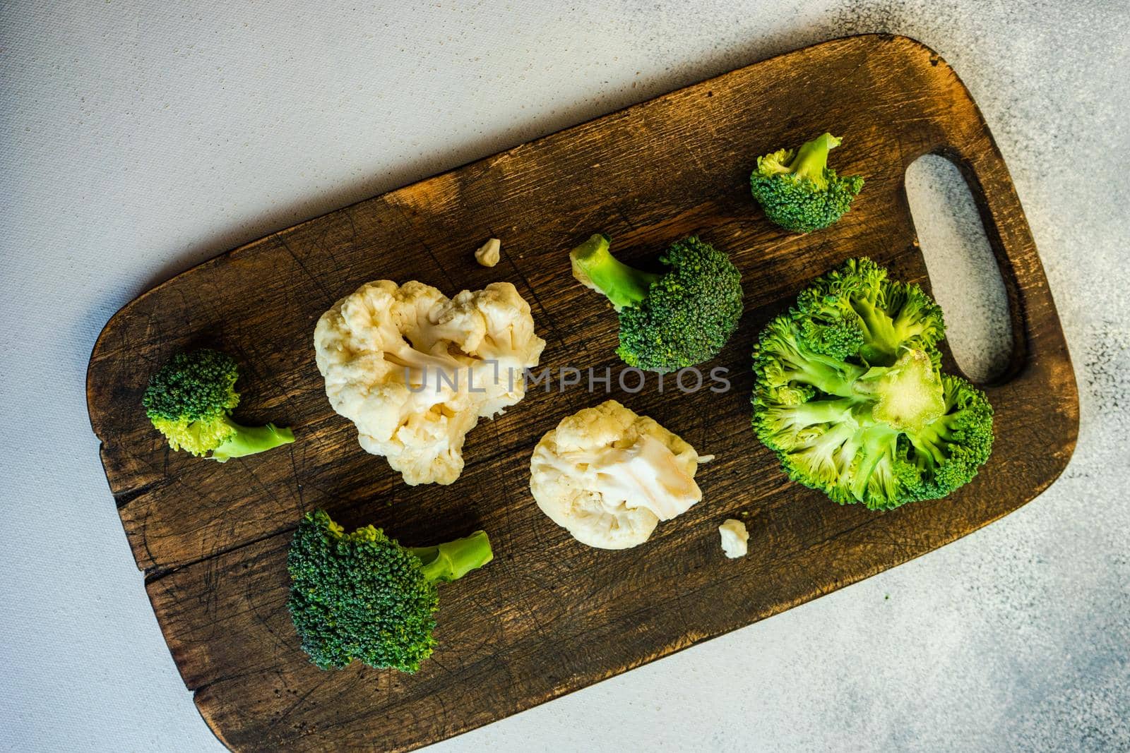 Healthy raw food concept with slice of cauliflower  by Elet