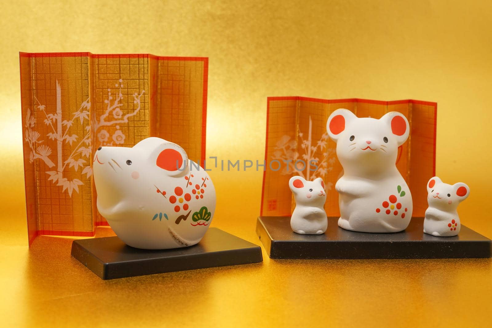 Money year calendar material (New Years card and New Year material). Shooting Location: Yokohama-city kanagawa prefecture