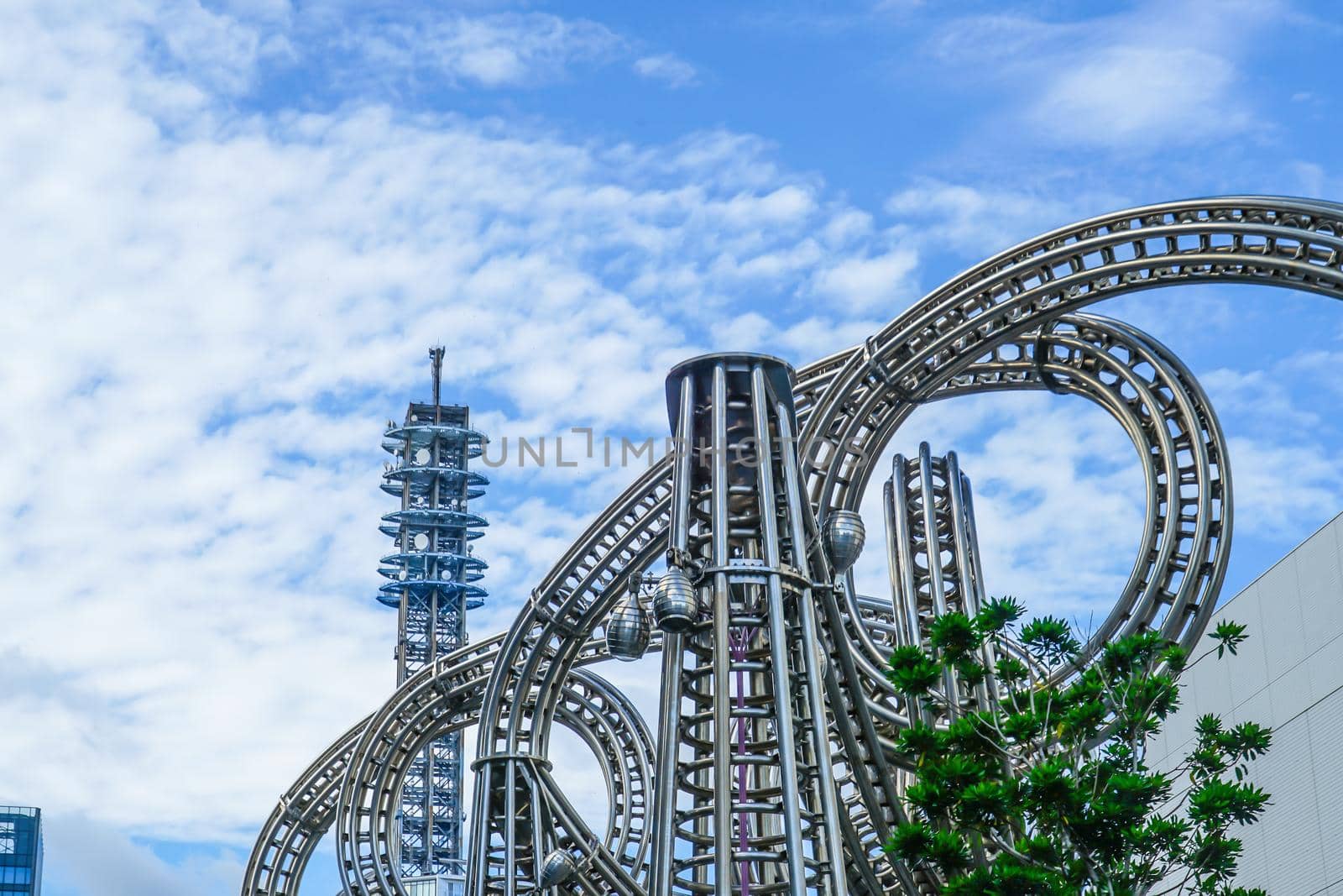 Blue sky and Queens square. Shooting Location: Yokohama-city kanagawa prefecture