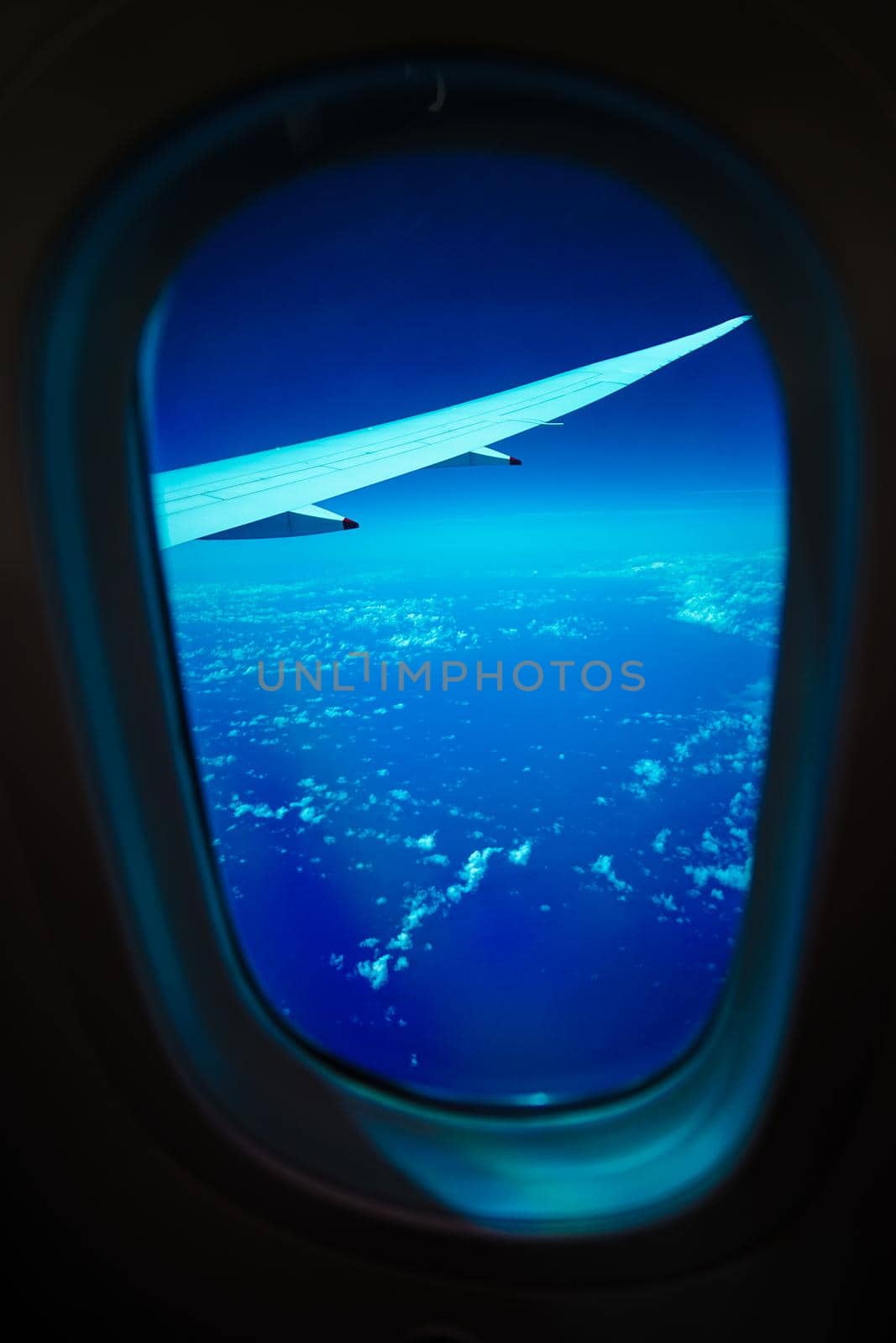 Landscape seen from the window of the plane. Shooting Location: Tokyo metropolitan area