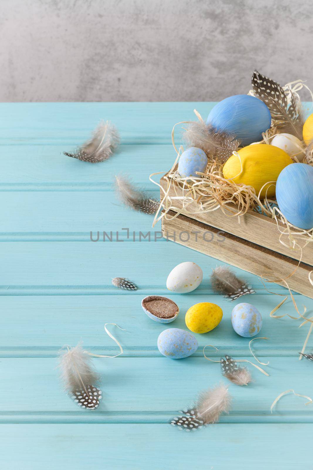Easter blue and white eggs by homydesign