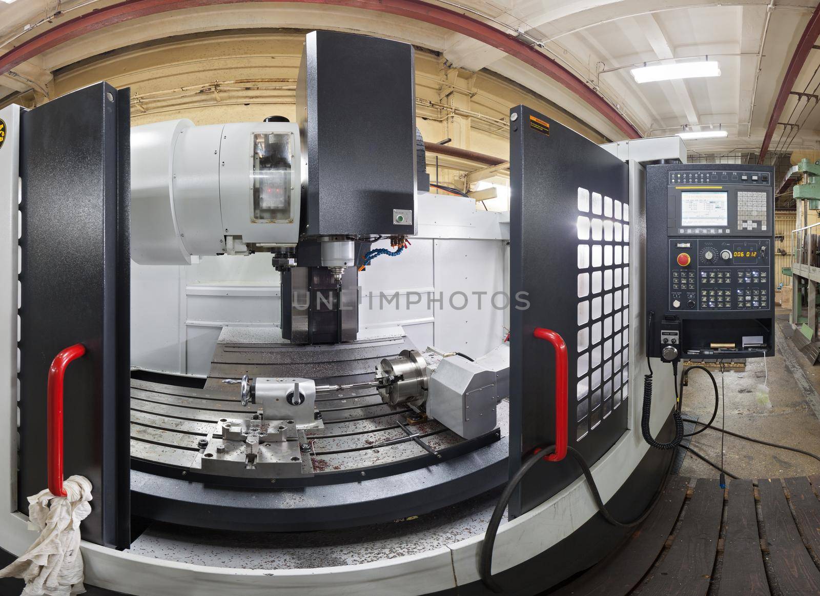 close side angle panoramic shot of taiwan 4-axis CNC milling machine.