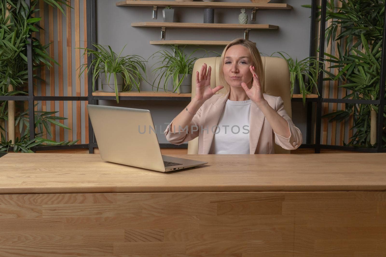 The girl at the computer business lady, the concept of a torgitologist gender equality job shopping freelance worker equality, In the afternoon lady networking in indoors and one wireless, hands direction. Caucasian girl happy, computer happiness by 89167702191