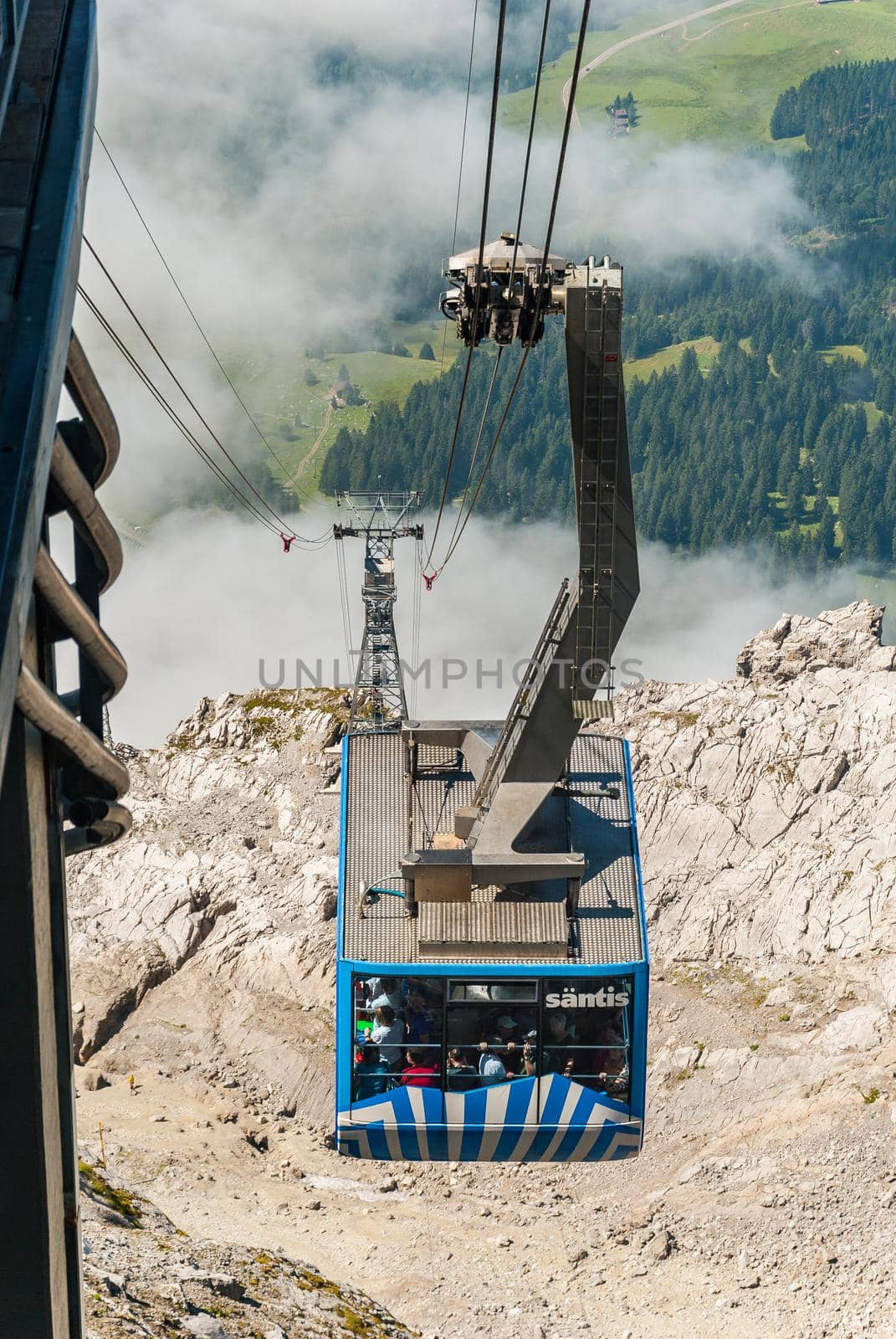 Saentis Seilbahn, Schwaegalp - Switzerland by bildgigant