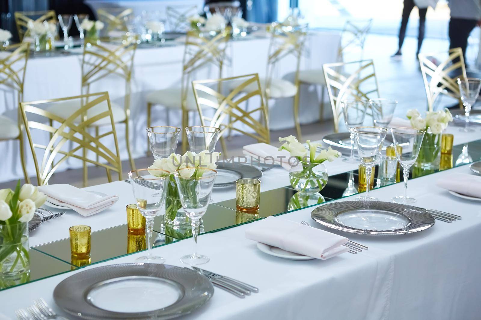 Beautifully organized event. Served festive table ready for guests. Shallow doff