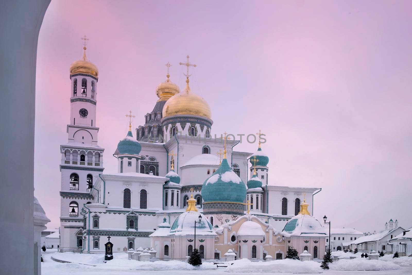 ISTRA, RUSSIA - January 16, 2022, The Resurrection Cathedral of New Jerusalem Monastery was built according to the prototype - the Church of the Holy Sepulcher in Jerusalem. Snowfall by elenarostunova