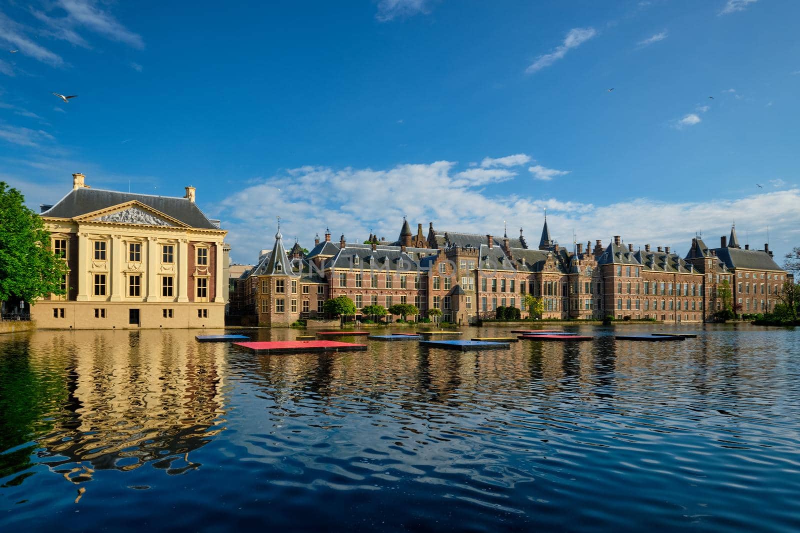 Hofvijver lake and Binnenhof , The Hague by dimol