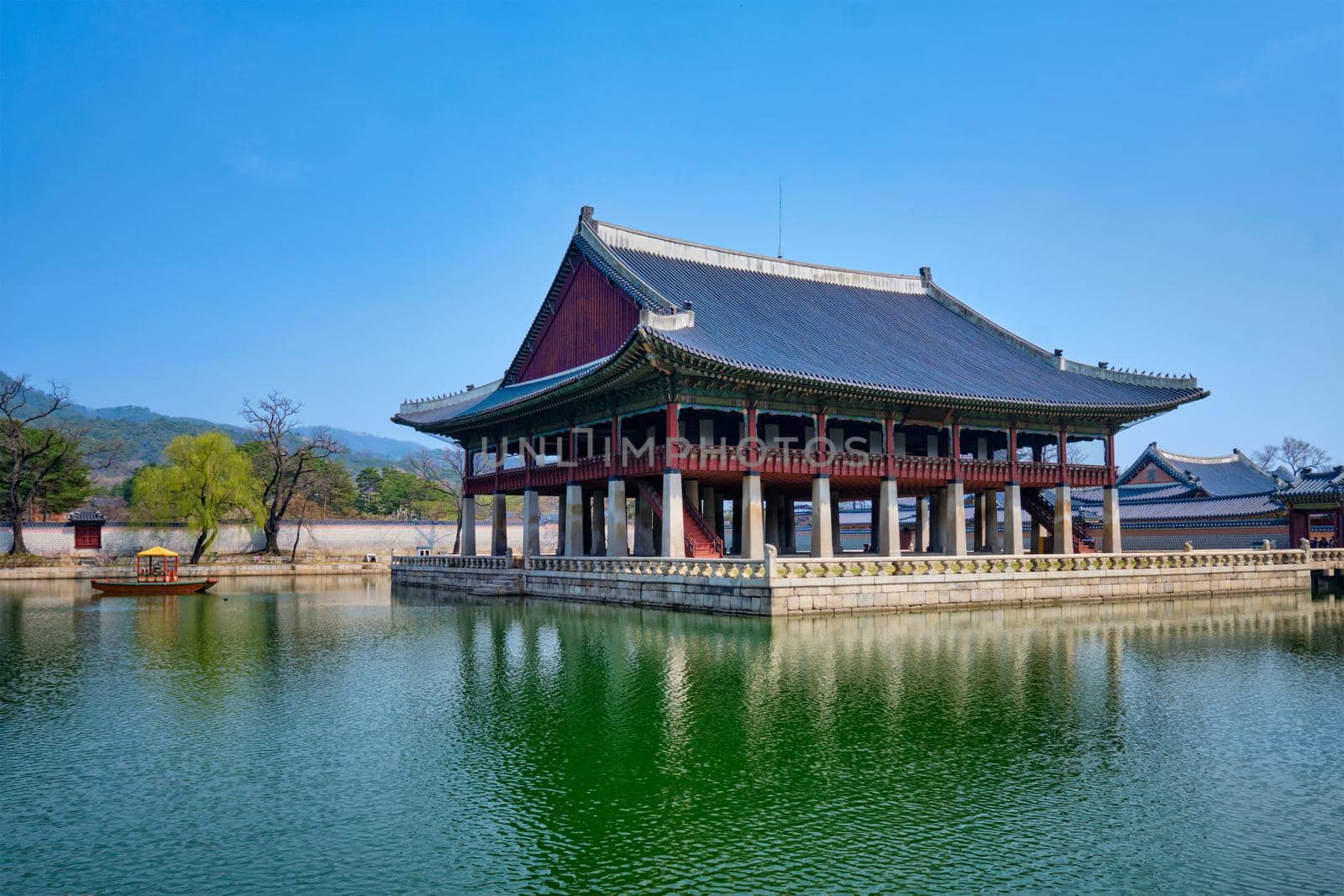 Korean traditional architecture - Gyeonghoeru Pavillion (Royal Banquet Hall) in Gyeongbokgung Palace tourist destianation, Seoul