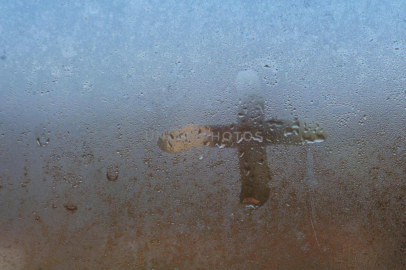 Autumn rain, inscription on sweaty glass. star plus by Andelov13