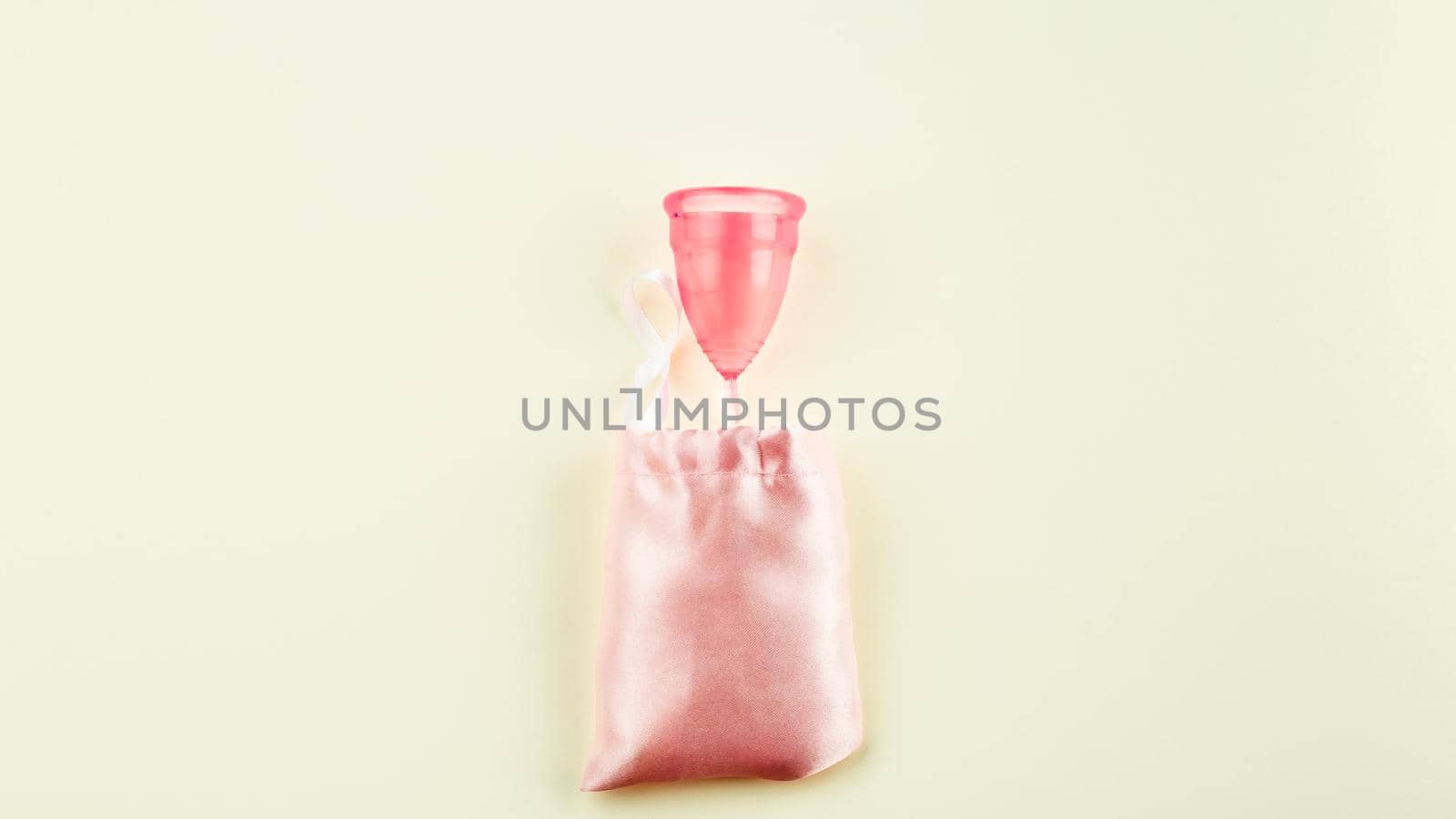 Pink Menstrual Cup and pink Storage Cloth Bag by Syvanych