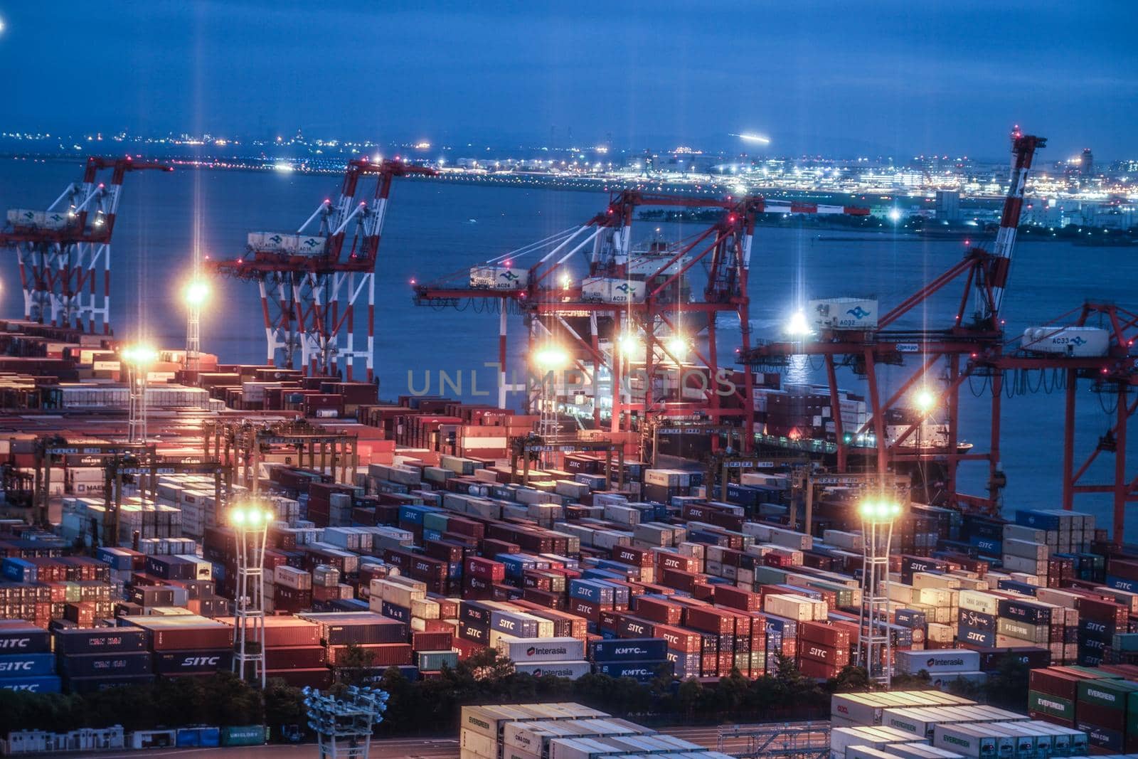 Night view of the container terminal of Tokyo Odaiba. Shooting Location: Tokyo metropolitan area