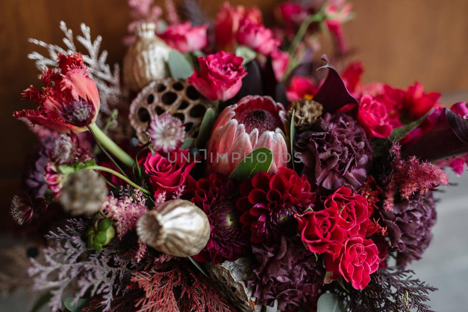 elegant wedding bouquet of fresh natural flowers by Andreua
