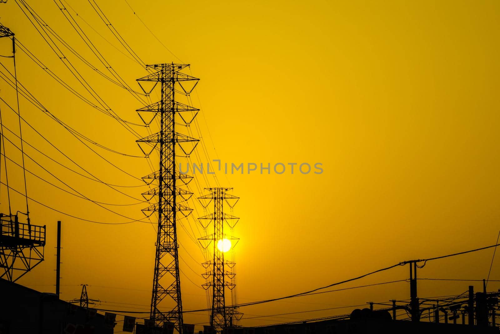 Image of Silhouette of Tower Tower and Tennabe. Shooting Location: Tokyo metropolitan area