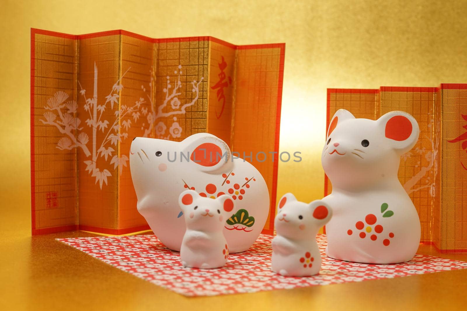Money year calendar material (New Years card and New Year material). Shooting Location: Yokohama-city kanagawa prefecture