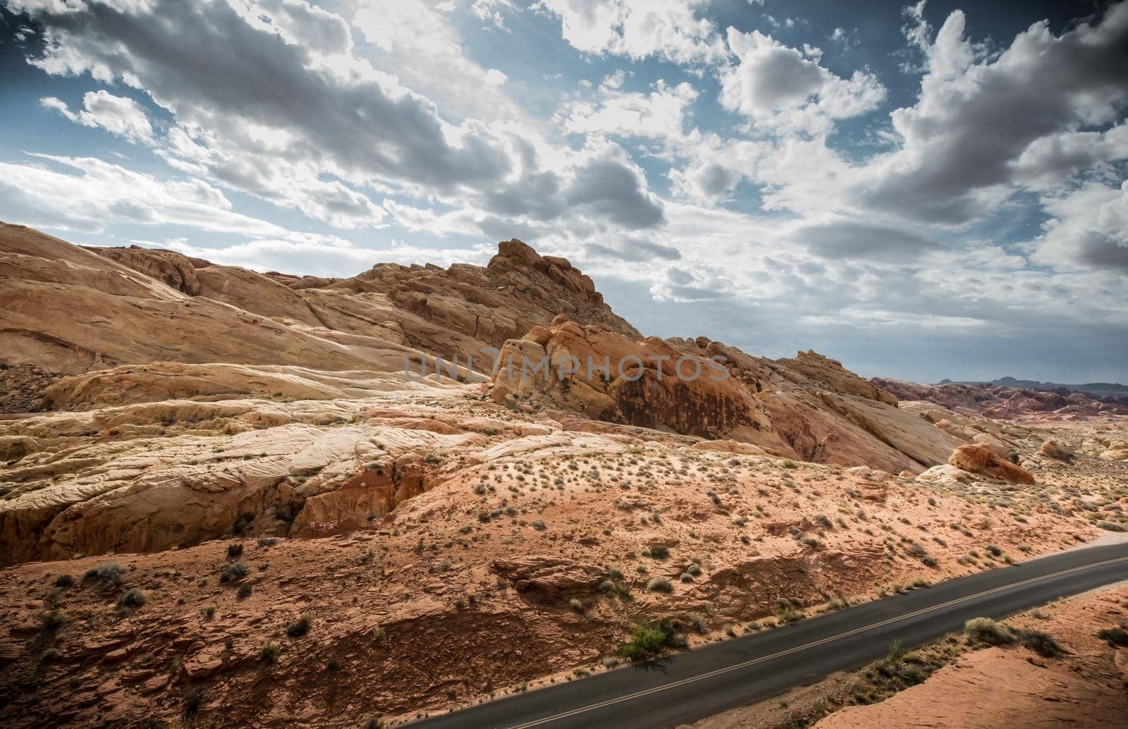Valley of Fire State Park by lisaldw