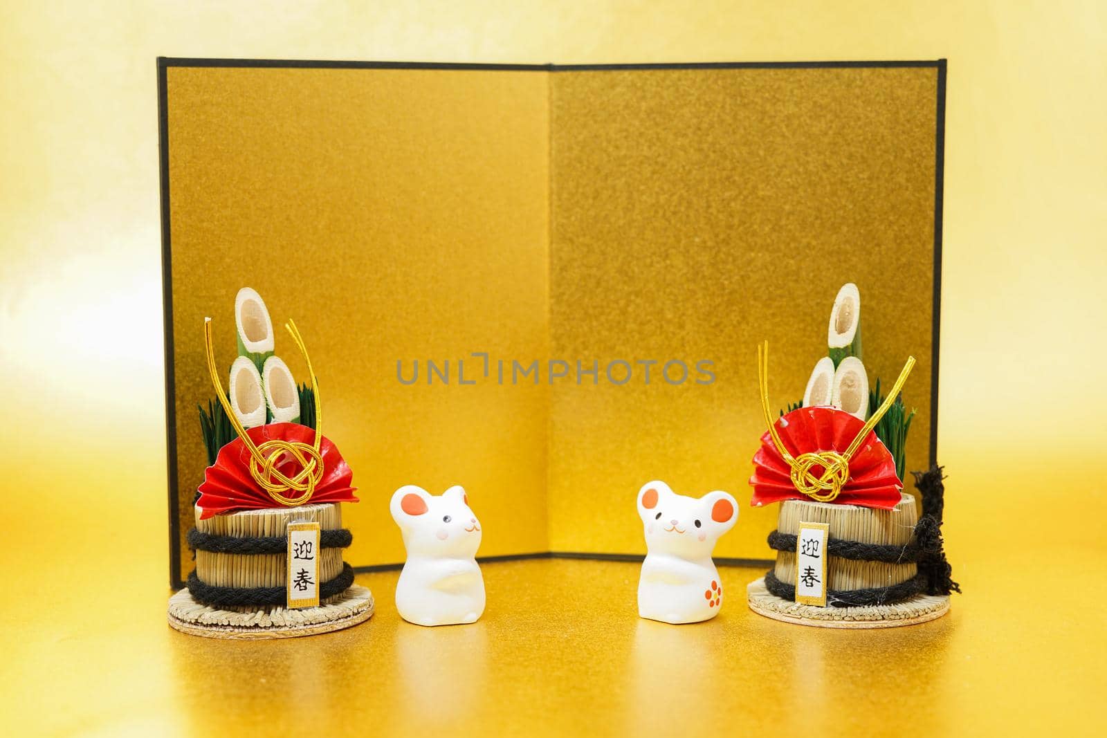 Money year calendar material (New Years card and New Year material). Shooting Location: Yokohama-city kanagawa prefecture