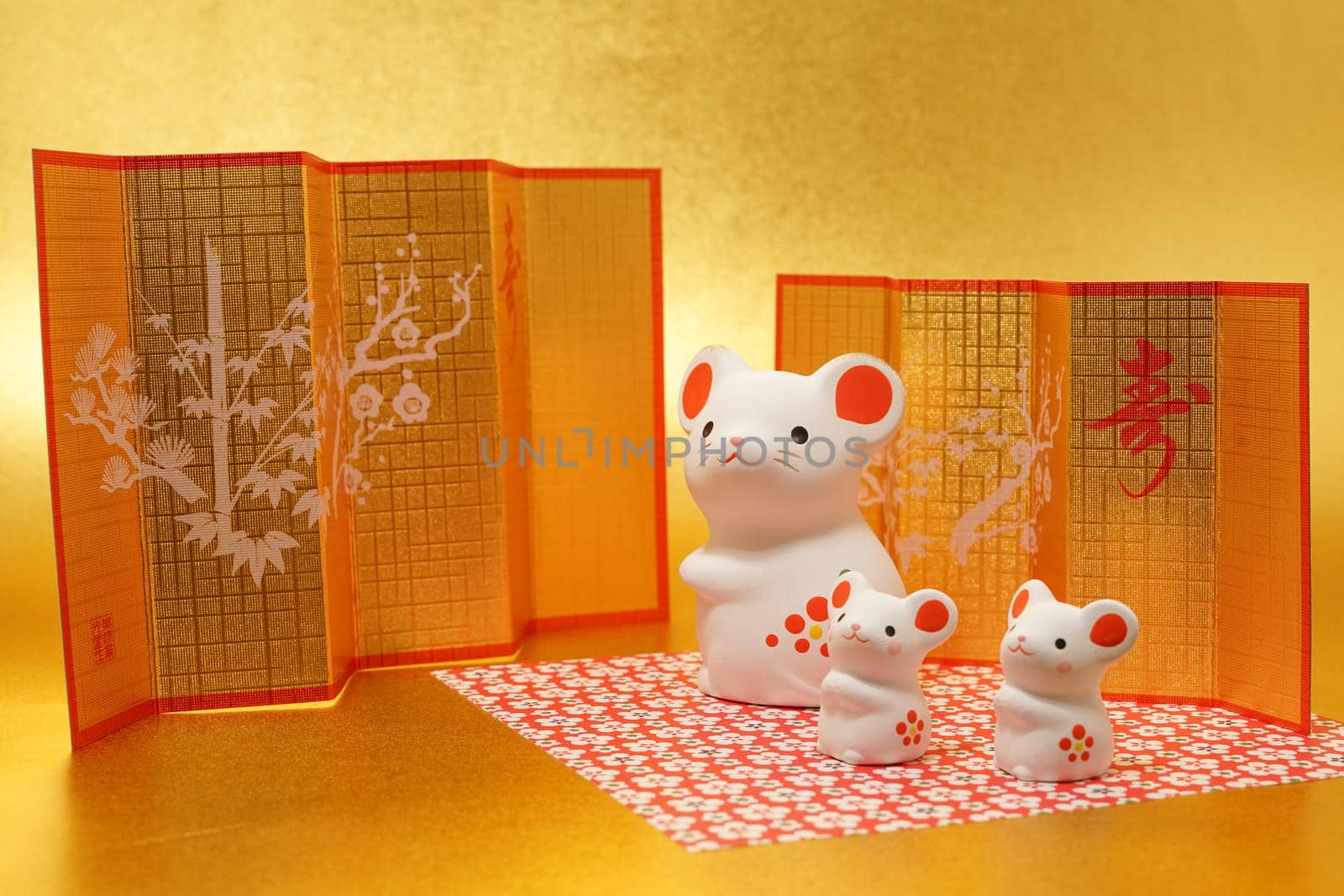 Money year calendar material (New Years card and New Year material). Shooting Location: Yokohama-city kanagawa prefecture
