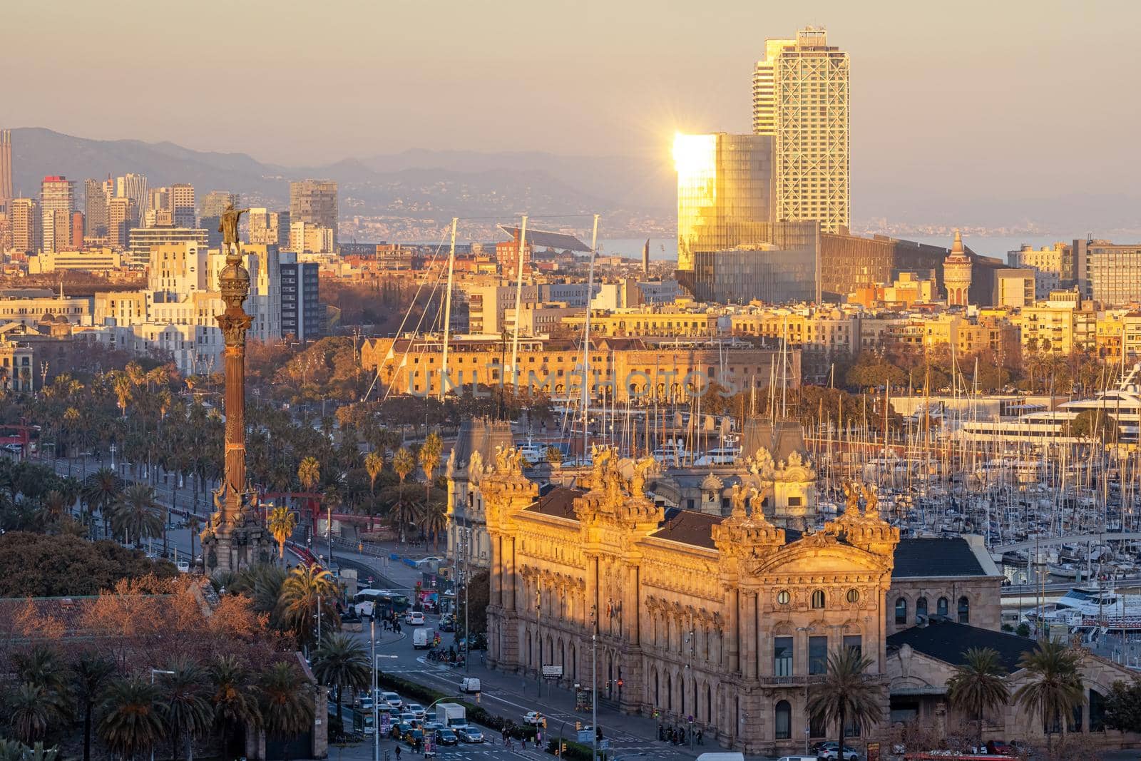 View of Barcelona with the Columbus Statue by elxeneize