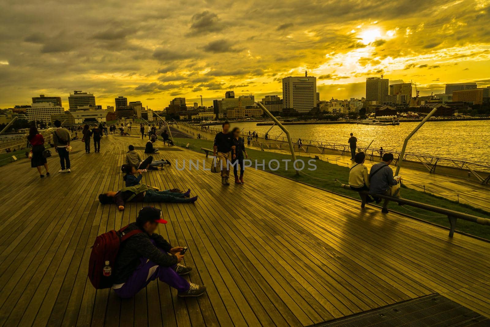 Dusks Great Bridge. Shooting Location: Yokohama-city kanagawa prefecture