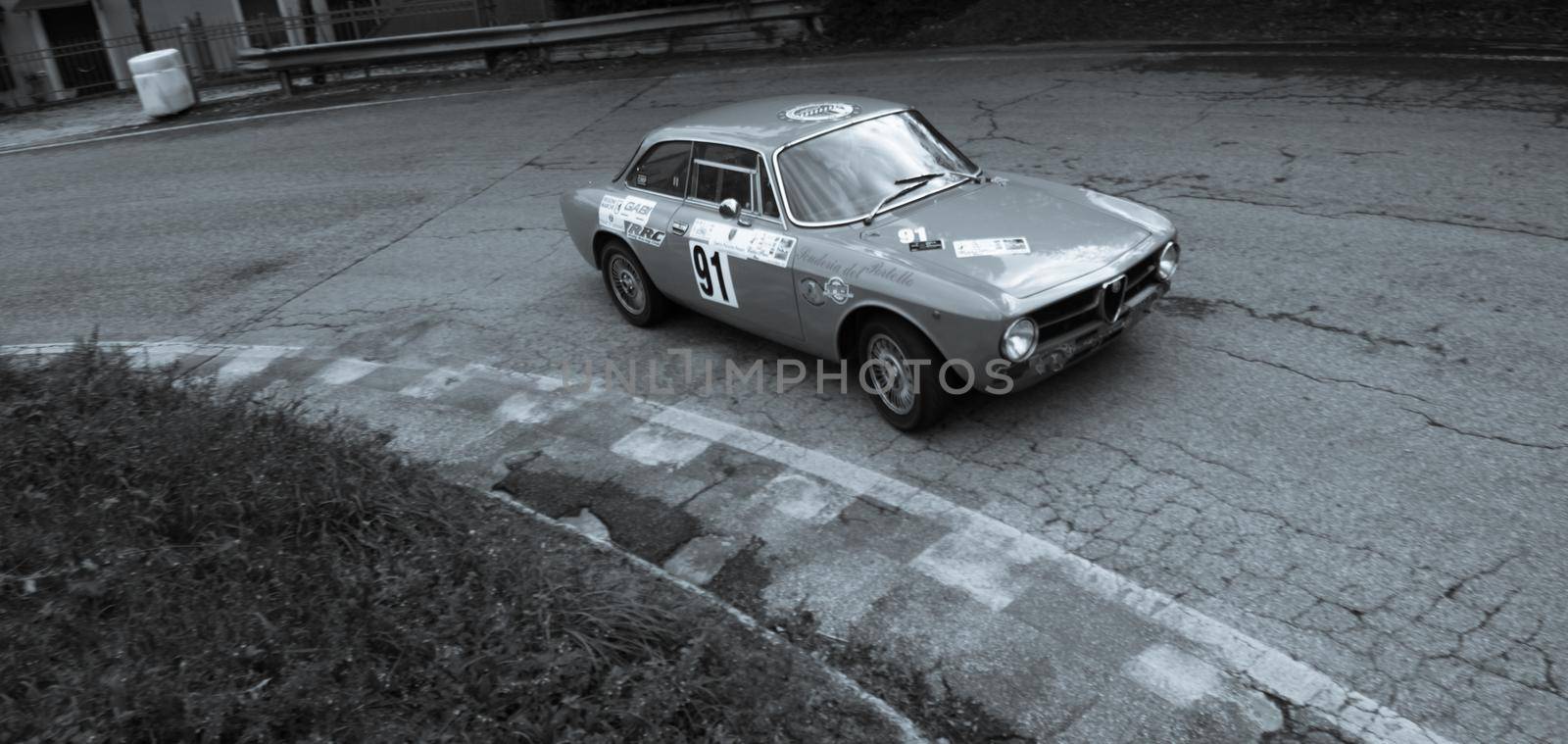 PESARO COLLE SAN BARTOLO , ITALY - OTT 10 - 2021 : ALFA ROMEO JUNIOR SCALINO on an old racing car in rally